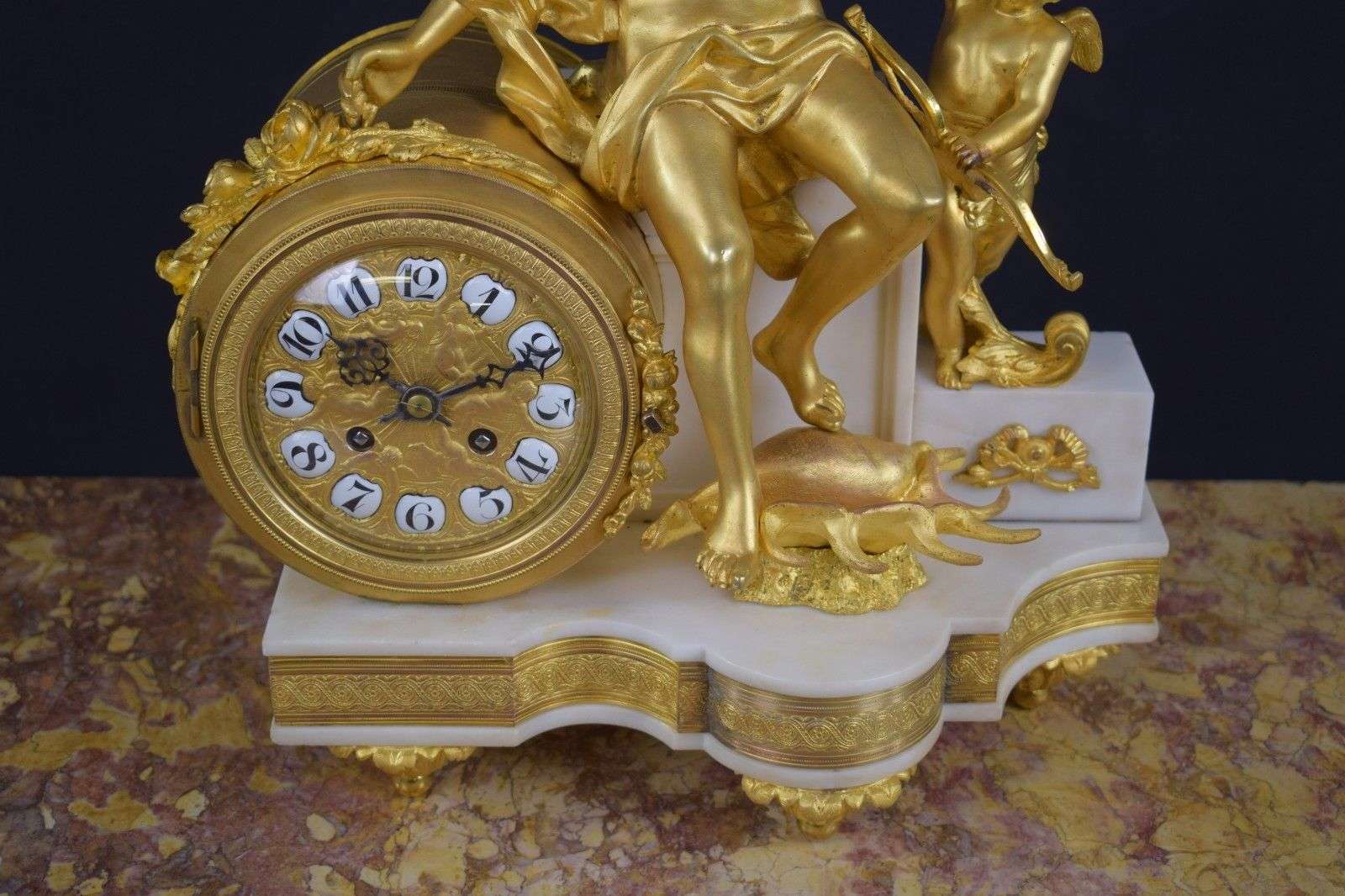 Hochwertige Louis XIV Stil Pendule aus Bronze nach A.C. Boulle Paris um 1900 – Detail