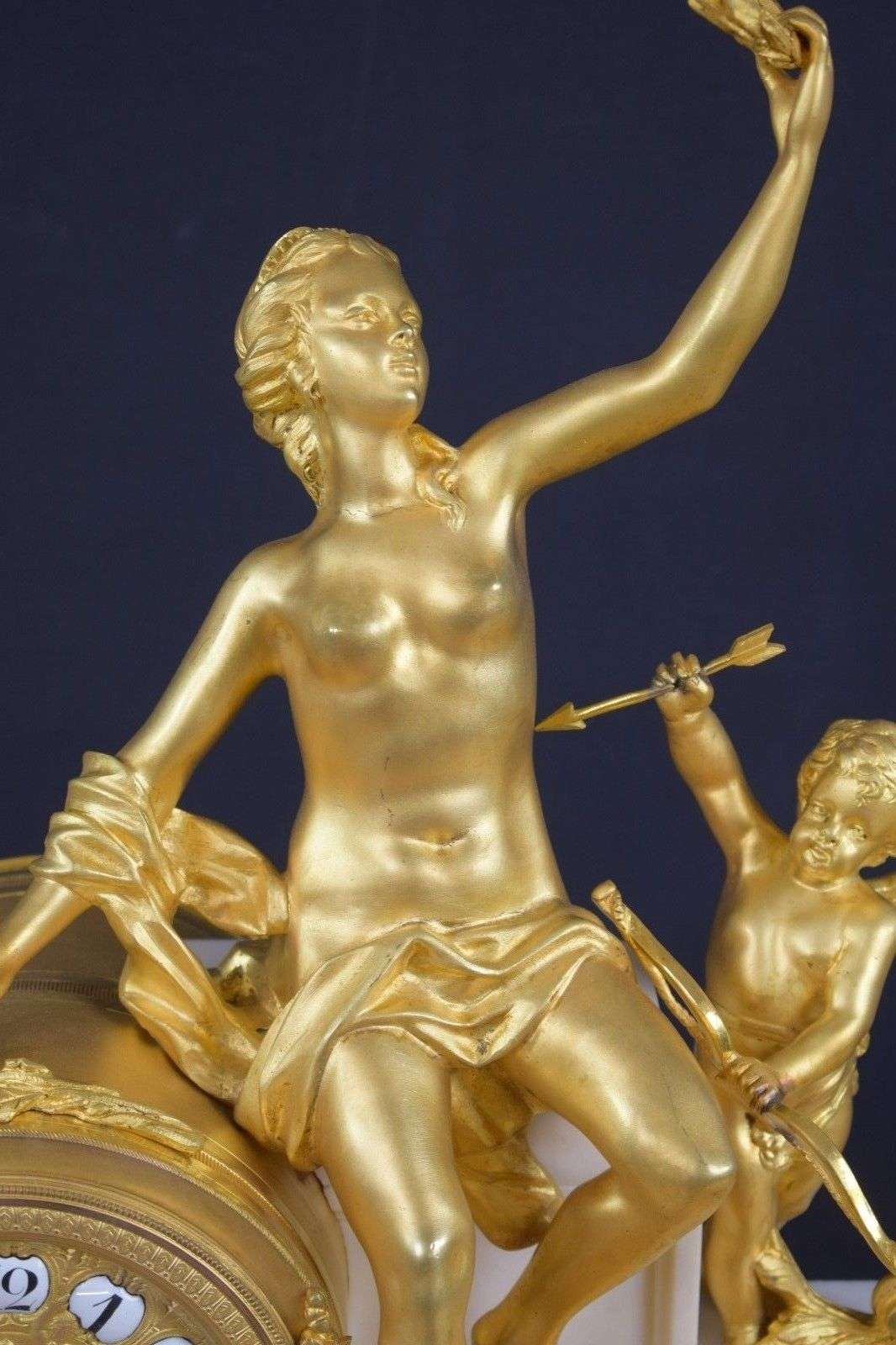 Hochwertige Louis XIV Stil Pendule aus Bronze nach A.C. Boulle Paris um 1900 – Detail