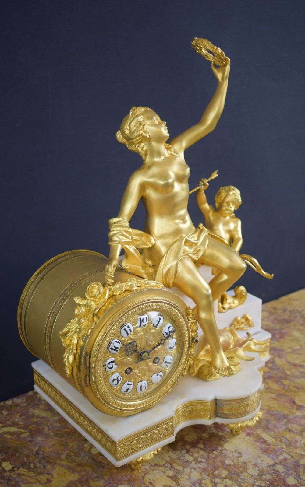 Hochwertige Louis XIV Stil Pendule aus Bronze nach A.C. Boulle Paris um 1900 – Detail