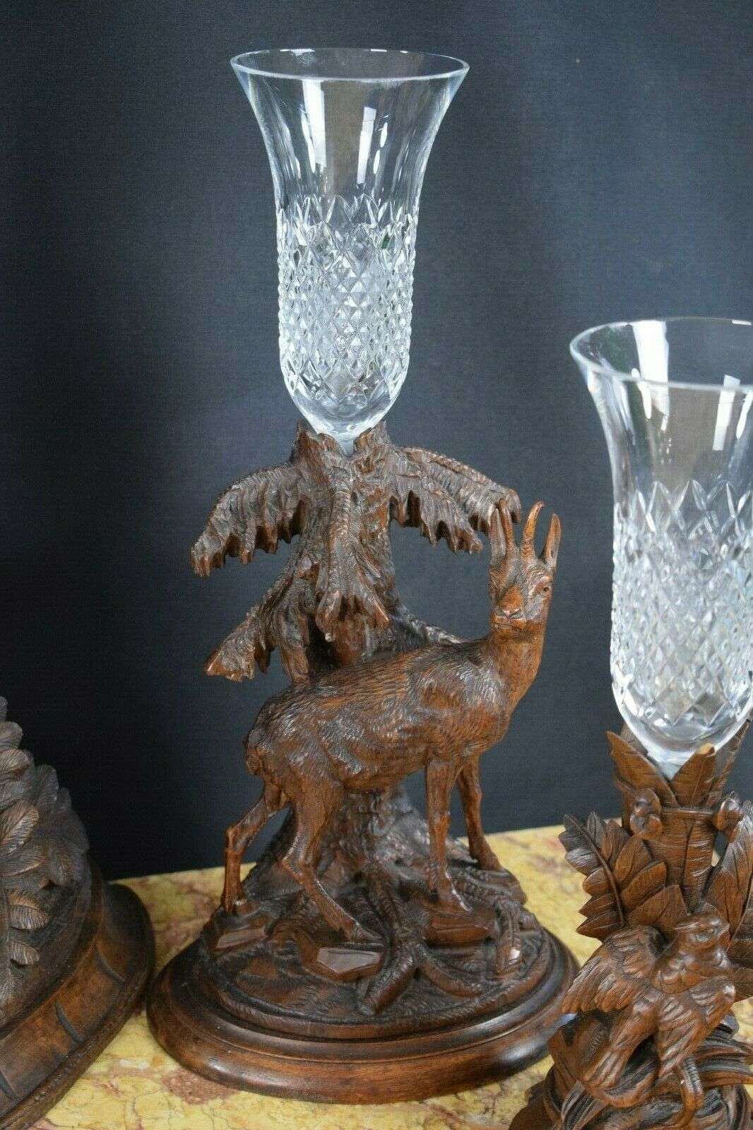 große Gründerzeit Pendule Jagduhr Tischuhr Schwarzwald um 1880 Gämse Glasaugen – Detail