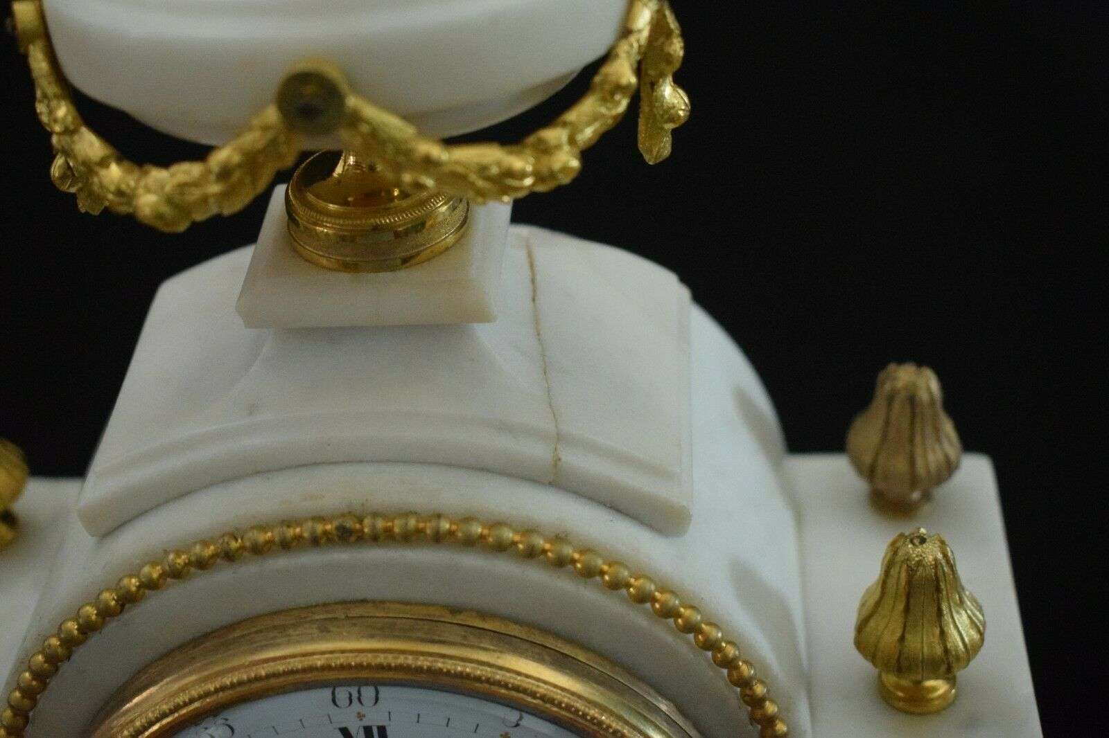 Louis XVI Pendule Kaminuhr Tischuhr Bronze und Marmor 1780 Vandersteen Brüssel – Detail