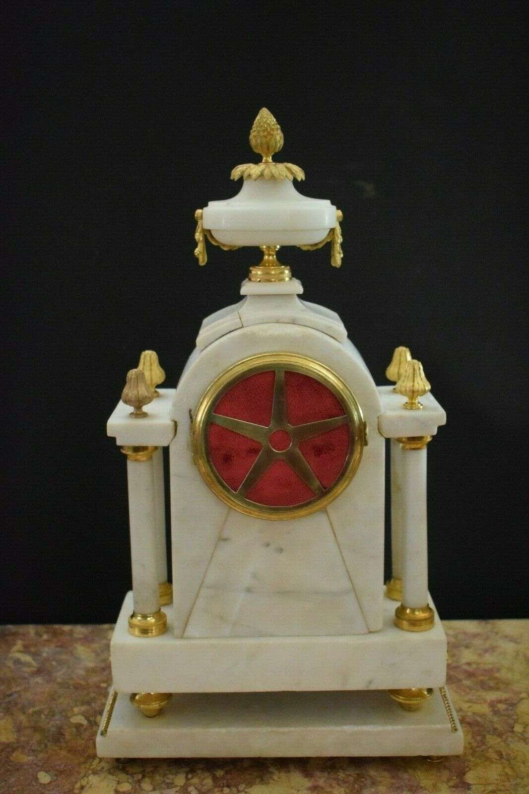 Louis XVI Pendule Kaminuhr Tischuhr Bronze und Marmor 1780 Vandersteen Brüssel – Detail