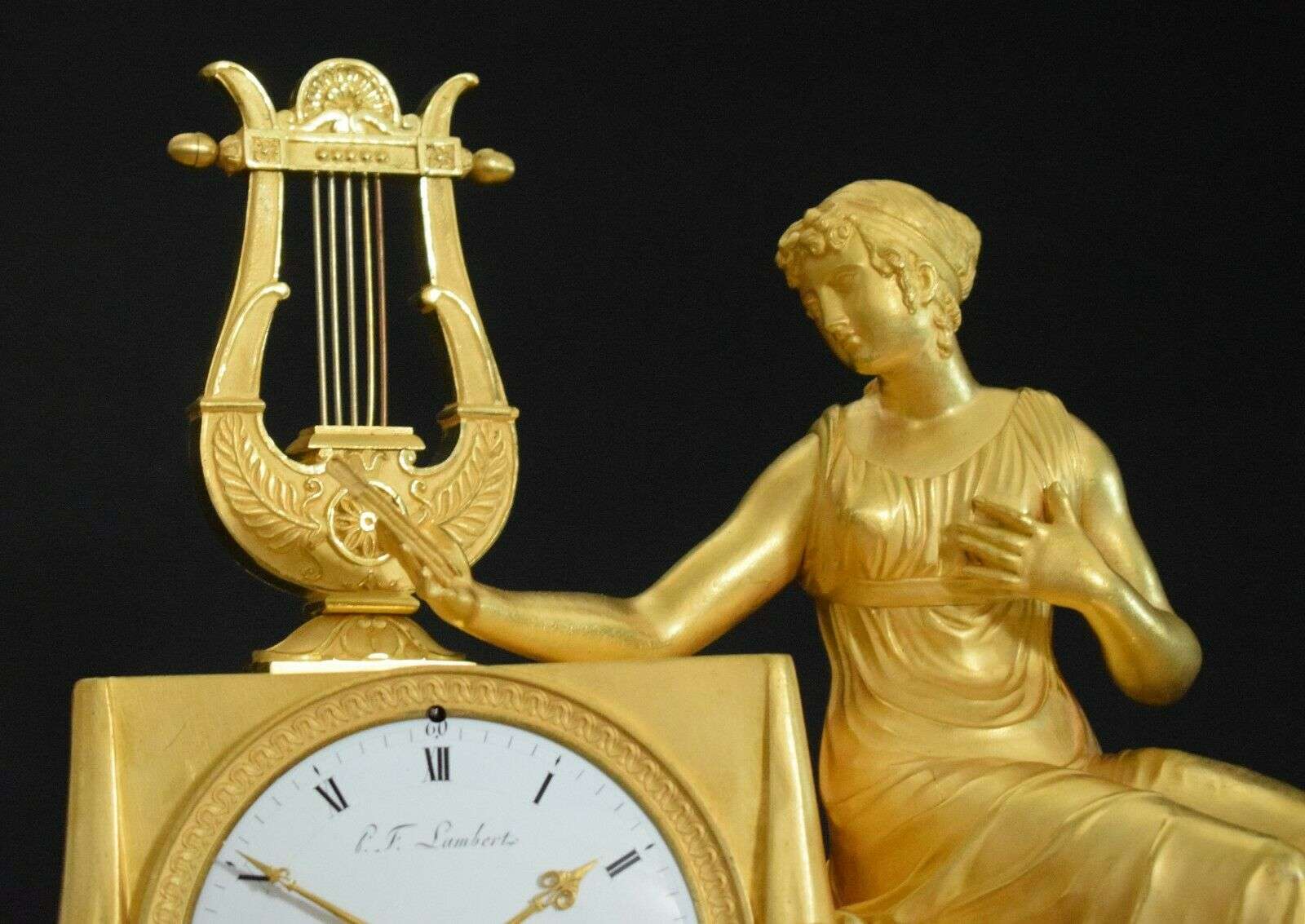 Empire Pendule Kaminuhr "Le Souvenir" 1800 feuervergoldete Bronze Lambert Paris – Detail