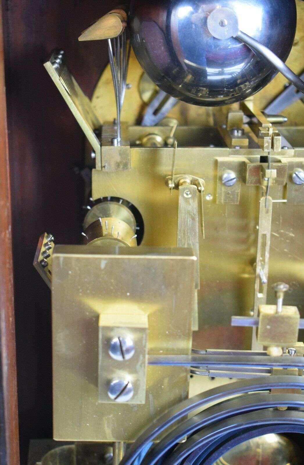 Bracket Clock Tischuhr Kaminuhr Kette Schnecke Westminster/Whittington 8 Glocken – Detail