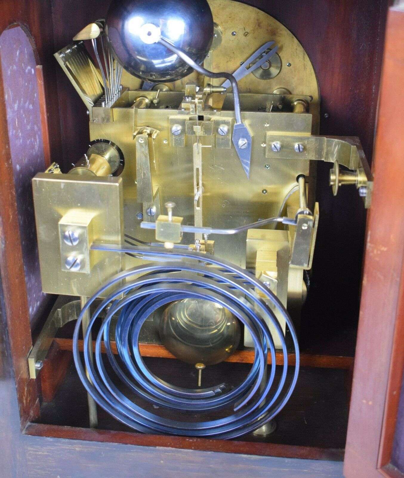 Bracket Clock Tischuhr Kaminuhr Kette Schnecke Westminster/Whittington 8 Glocken – Detail