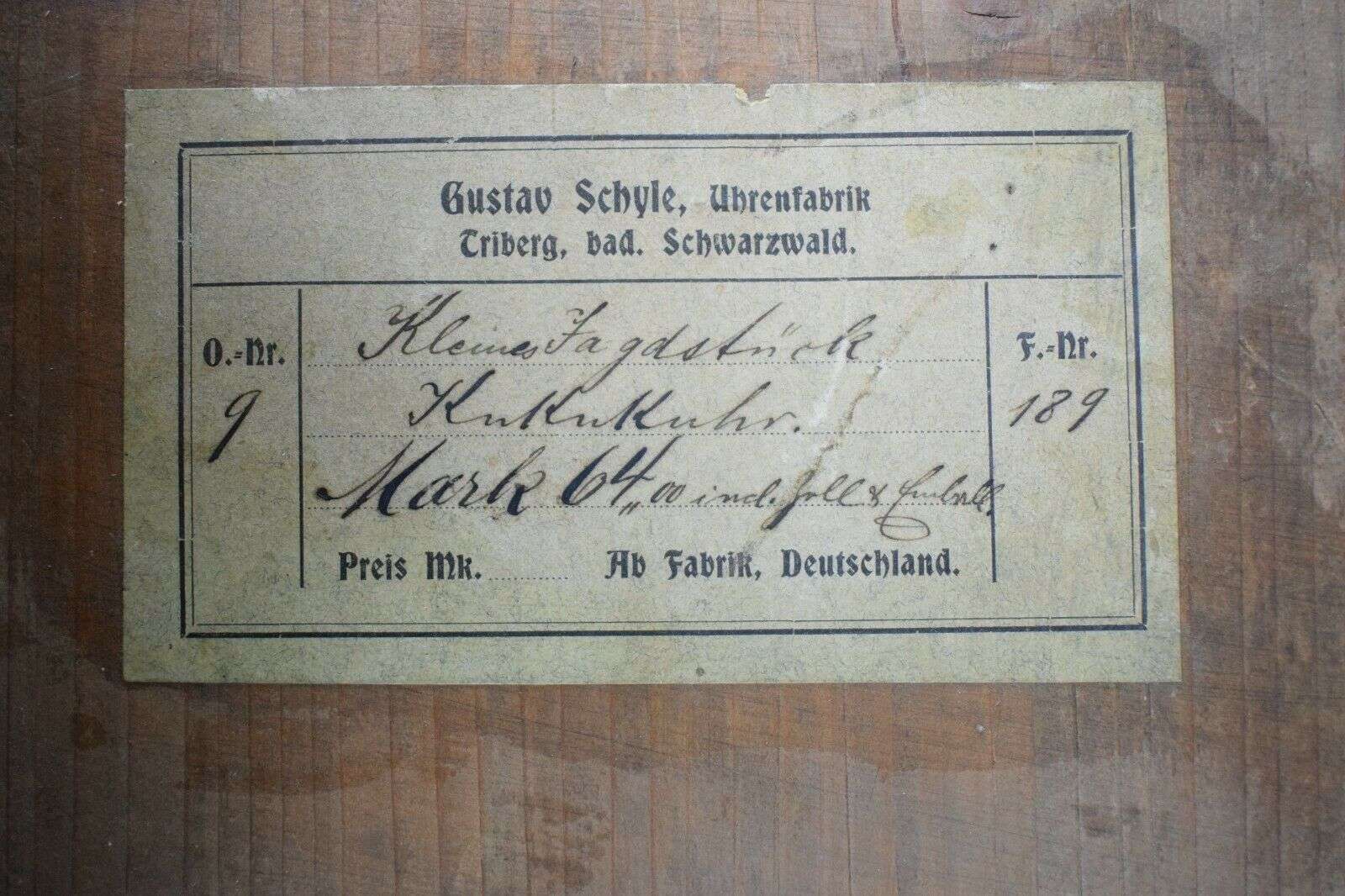 Imposante üppig geschnitzte Kuckucksuhr Gustav Schyle Triberg No.9 70cm ca. 1890 – Detail