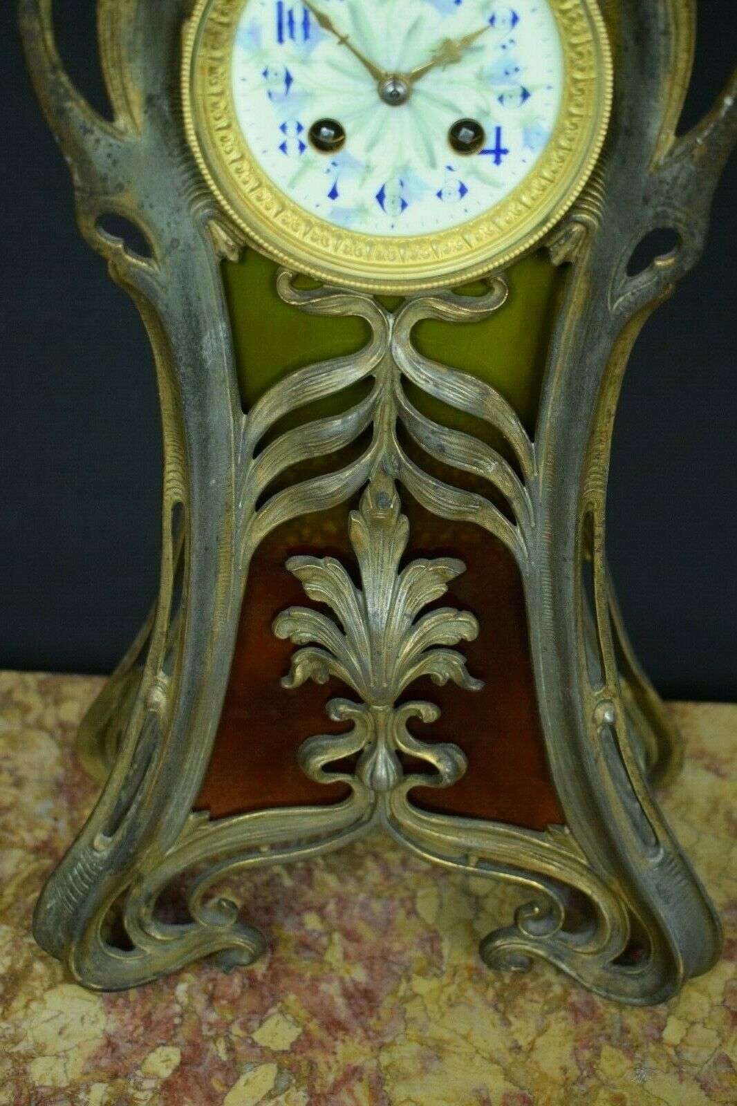 Elegante Jugenstil Art nouveau Pendule Frankreich um 1900 bez. Japy Freres – Detail