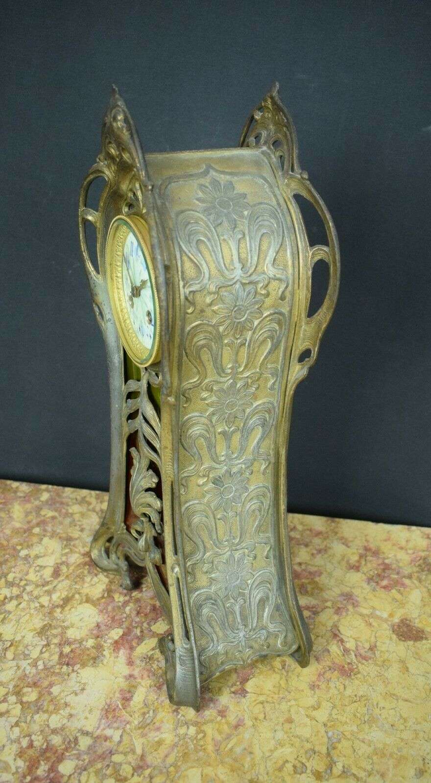 Elegante Jugenstil Art nouveau Pendule Frankreich um 1900 bez. Japy Freres – Detail