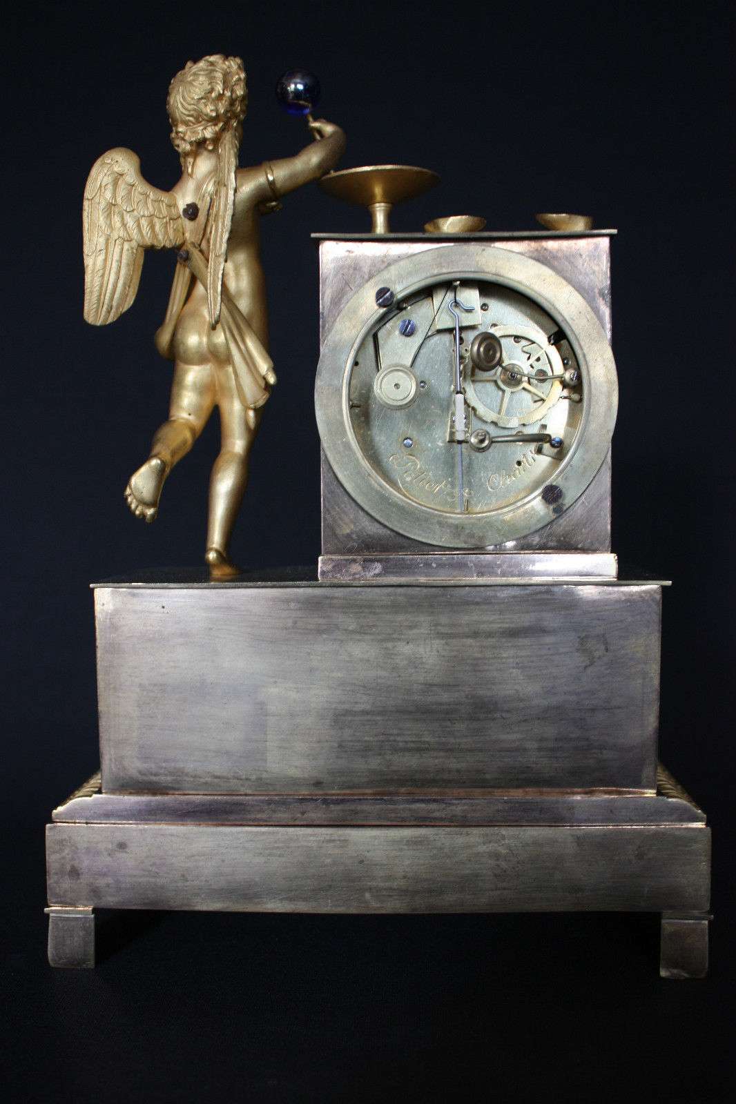 Feuervergoldete französische Empire Pendule Portier a Chartres um 1820 – Uhrwerk