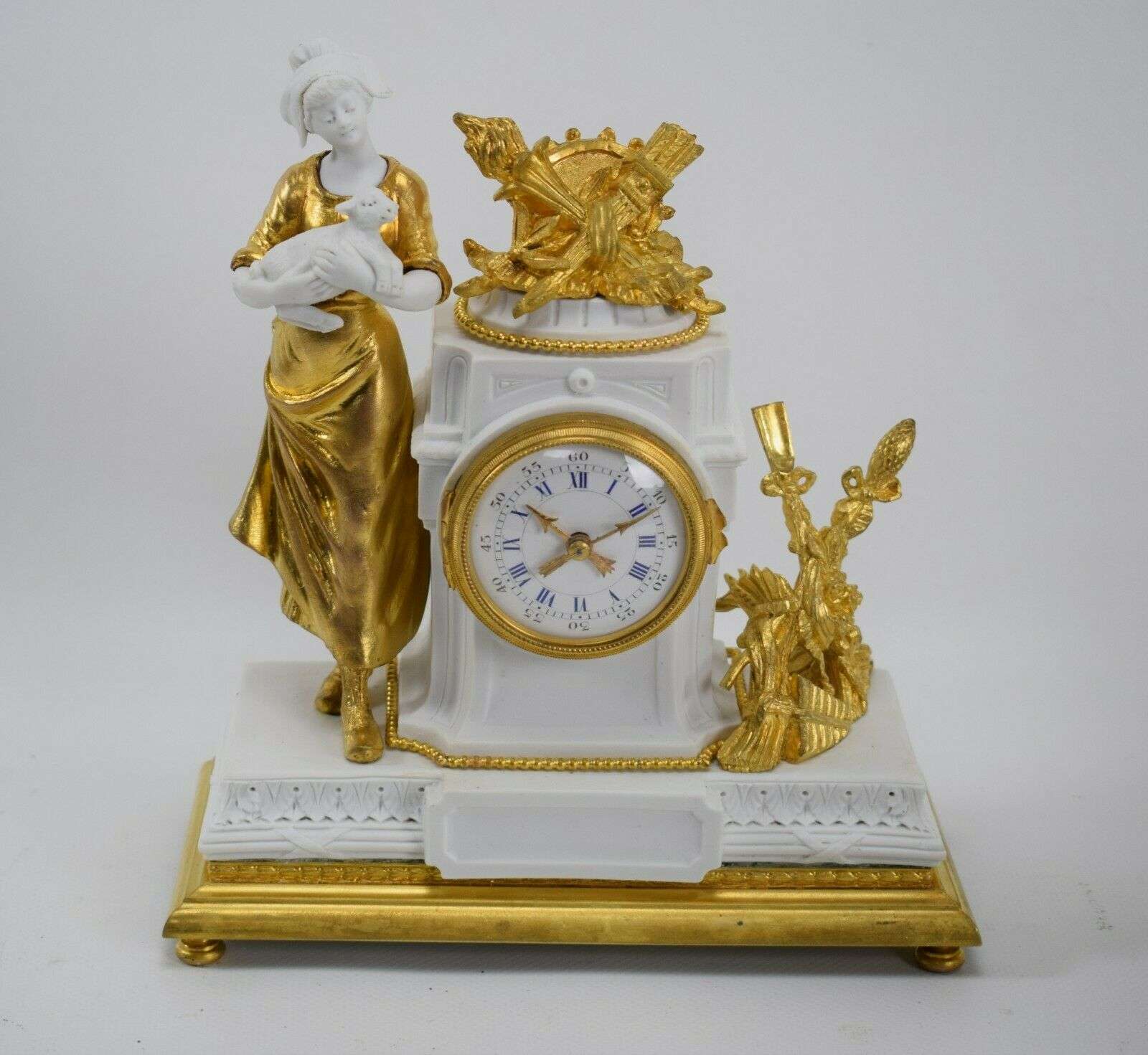 Französische Porzellan Pendule, vergoldete Bronzen Kaminuhr Tischuhr um 1890 – Vorderansicht
