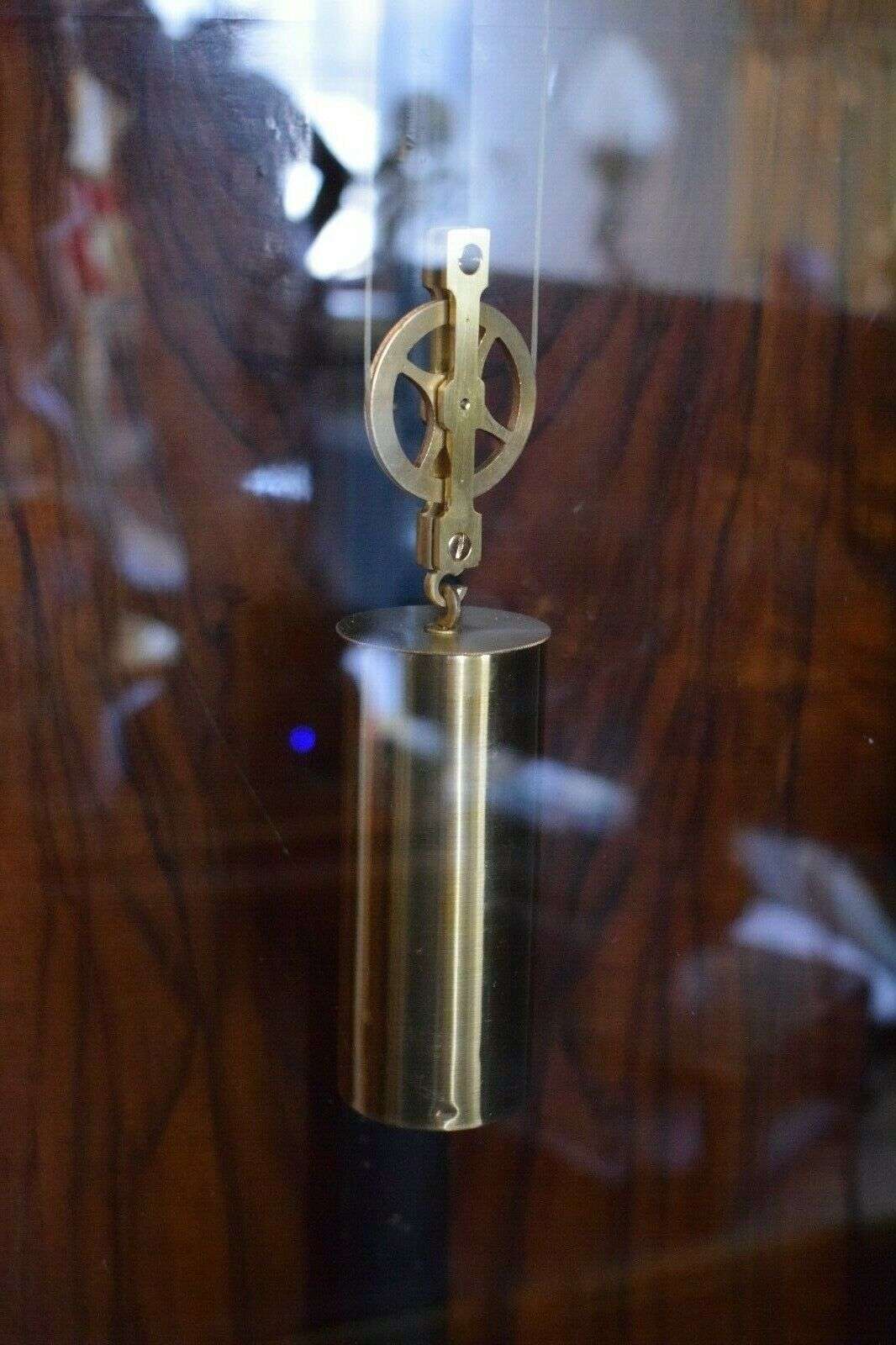 Große Sekundenpendeluhr Regulator PPU Lenzkirch um 1865 Zentralsekunde – Detail
