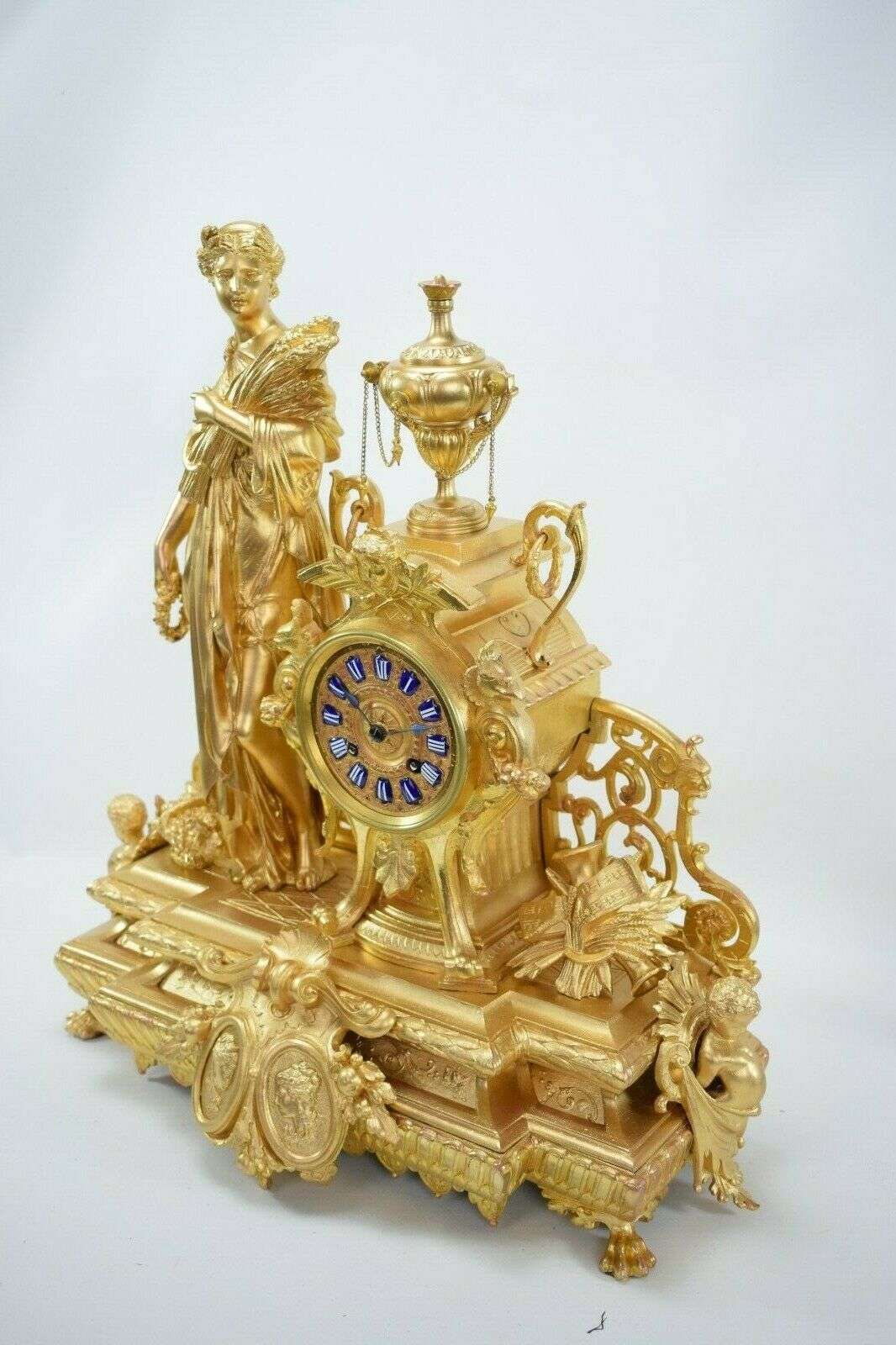 Große Historismus Gründerzeit Pendule Kaminuhr Göttin Ceres um 1870 – Detail