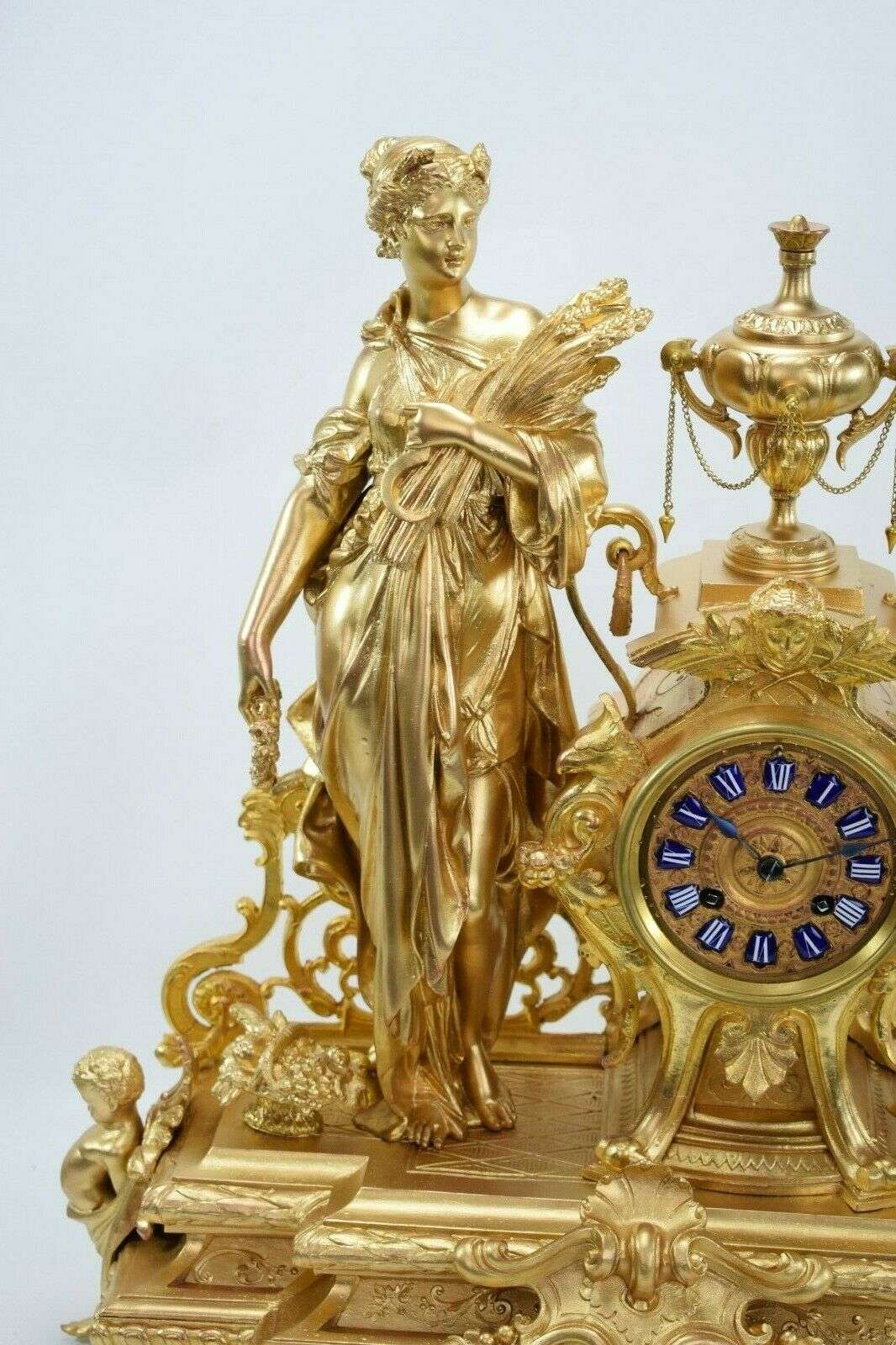 Große Historismus Gründerzeit Pendule Kaminuhr Göttin Ceres um 1870 – Detail
