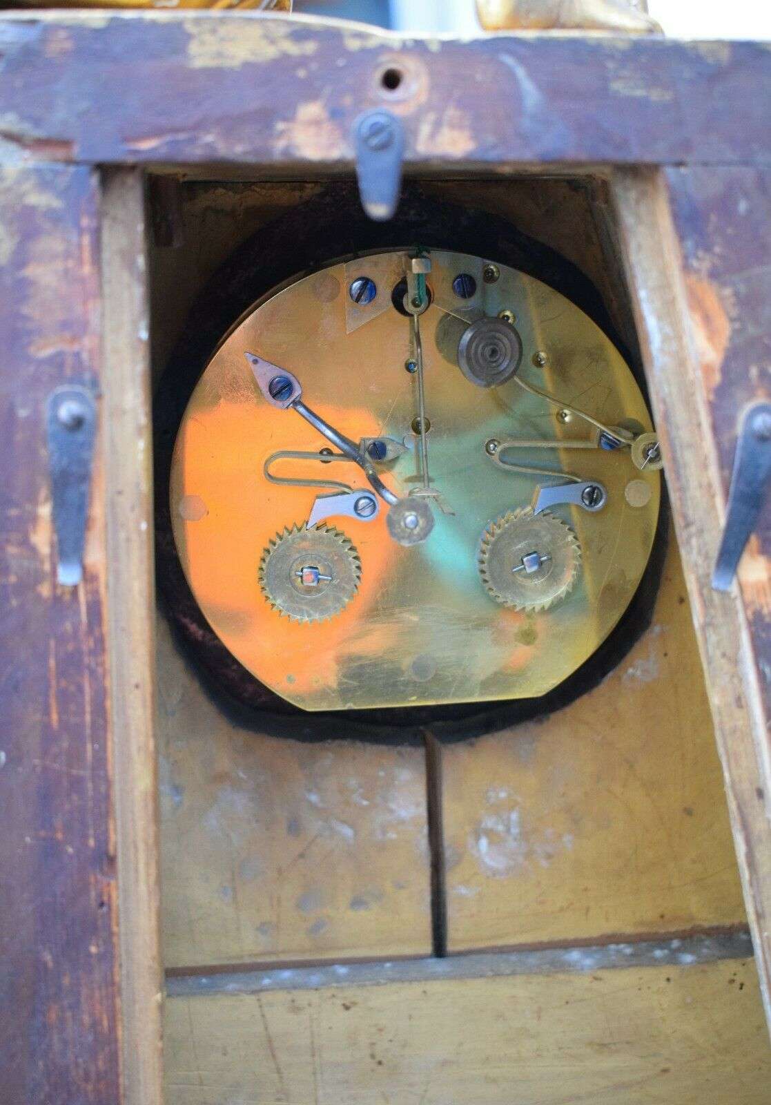 Große josephinische Tischuhr Kaminuhr Pendule Stockuhr Wien um 1790 Wochenläufer – Detail
