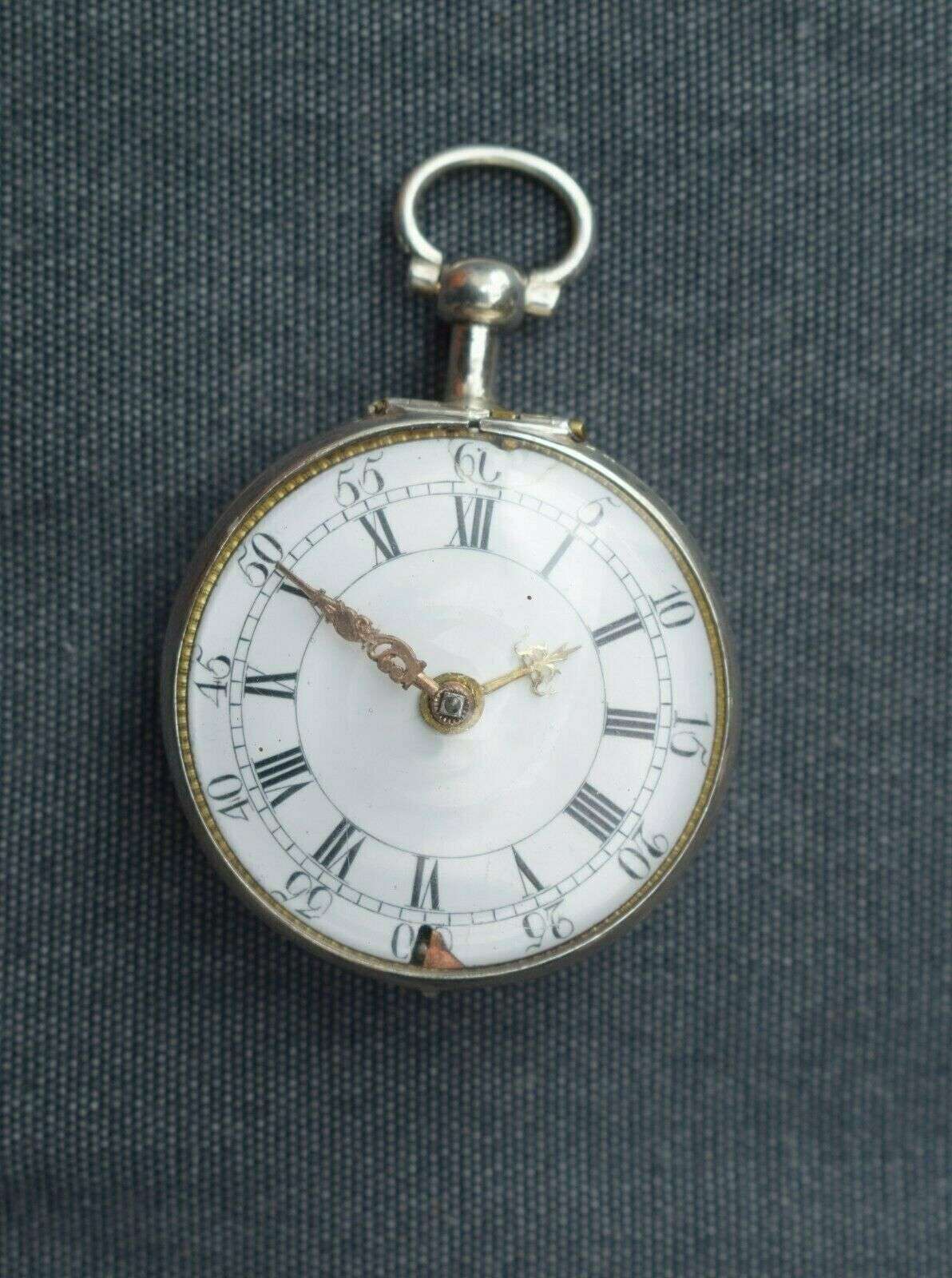 Jacob Mayr Augsburg Spindeltaschenuhr um 1710 mit Übergehäuse – Detail