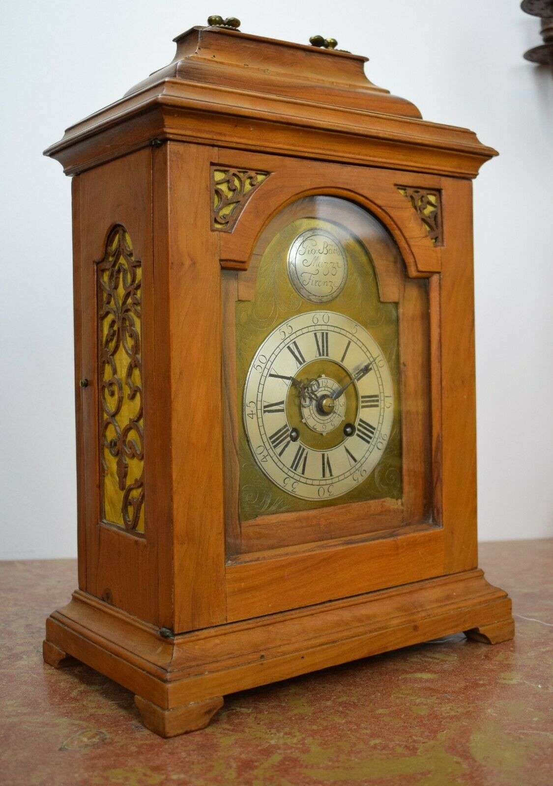 Barocke Stockuhr von Giovanni Batta Mazzi Firenze (1635-1705, Florenz) mit Spindelhemmung und Wecker um 1700 – Vorderansicht
