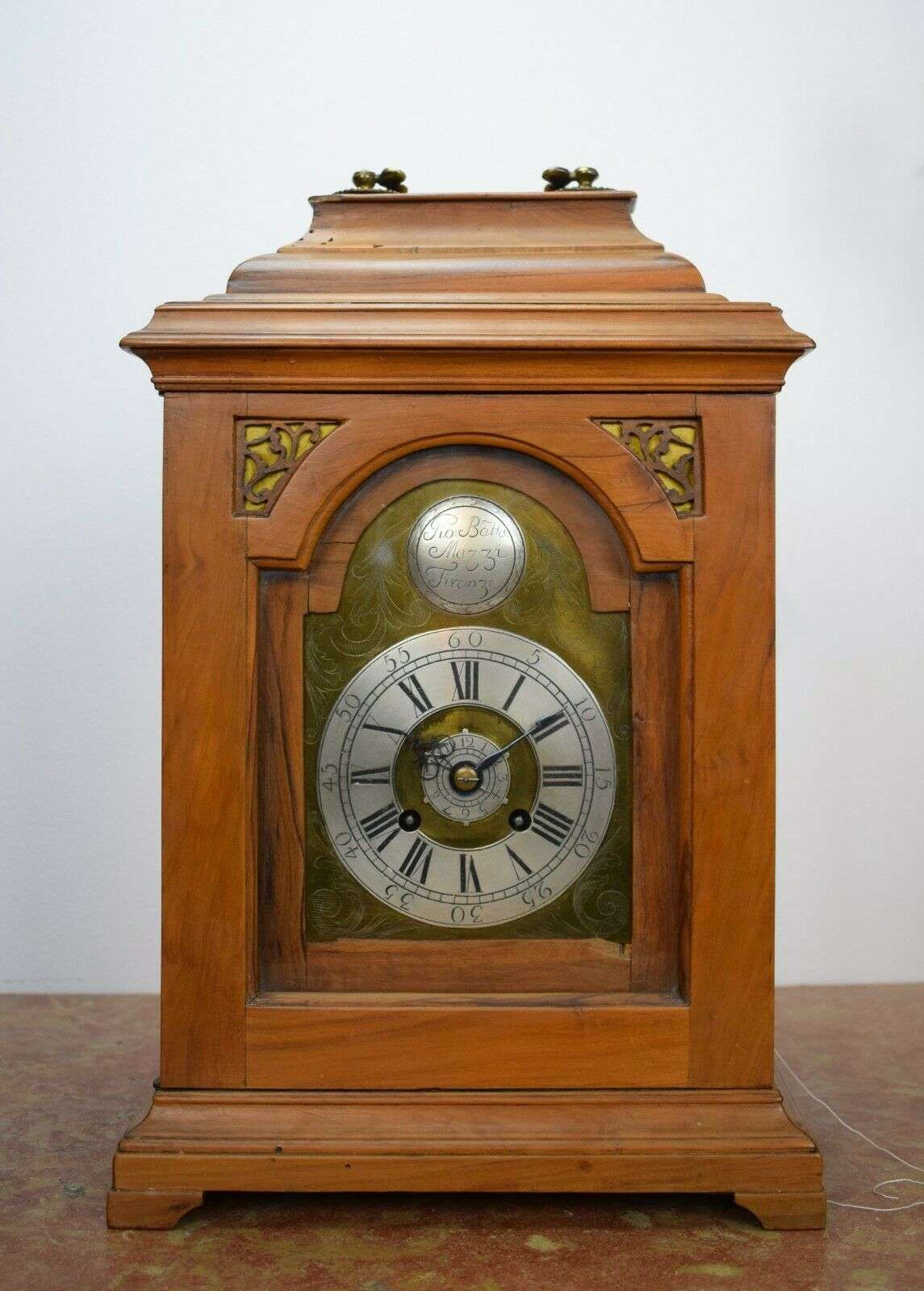 Barocke Stockuhr von Giovanni Batta Mazzi Firenze (1635-1705, Florenz) mit Spindelhemmung und Wecker um 1700 – Detail