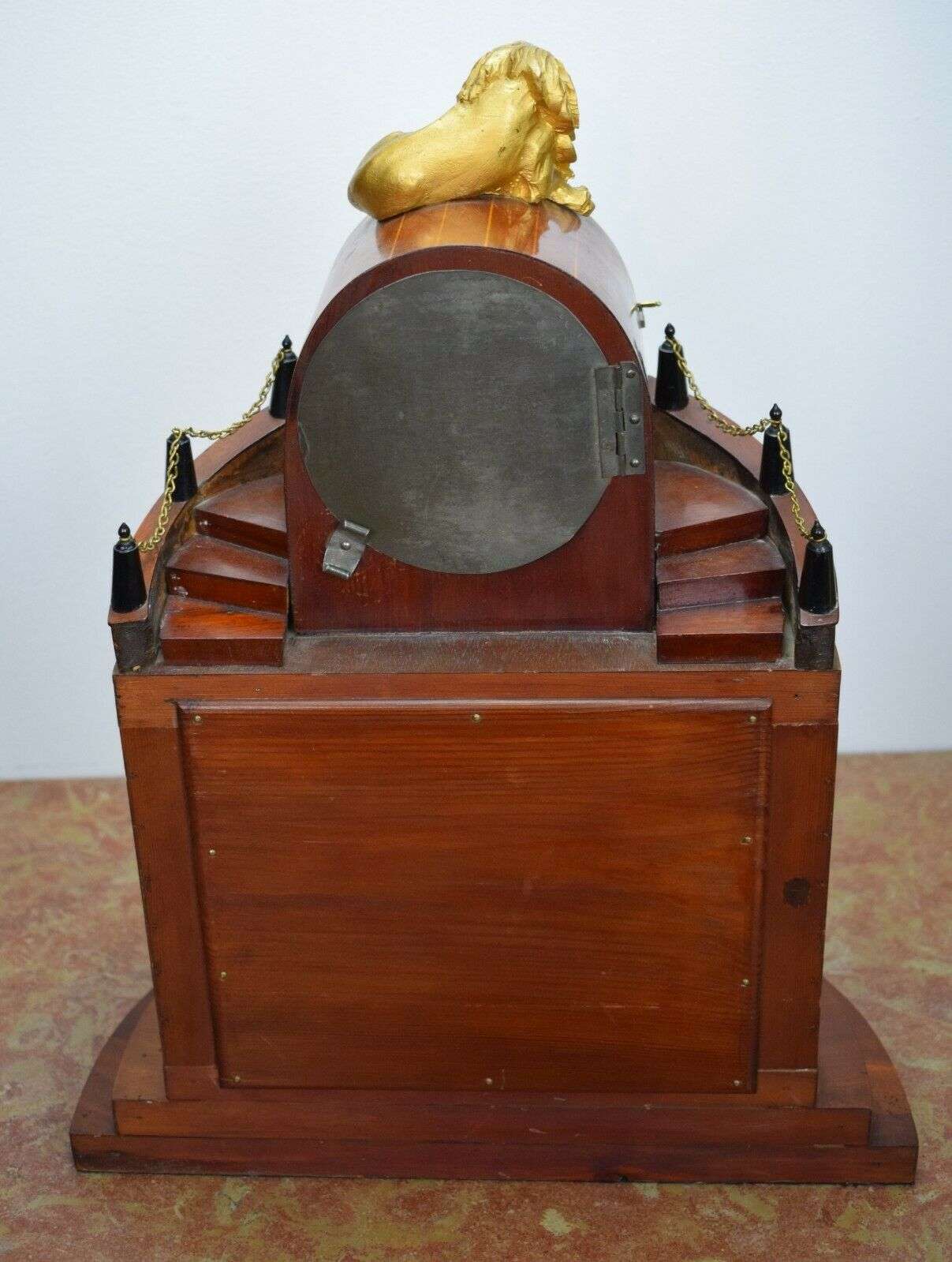 Seltene Berliner Klassizismus Portaluhr Pendule Kaminuhr um 1800 – Detail