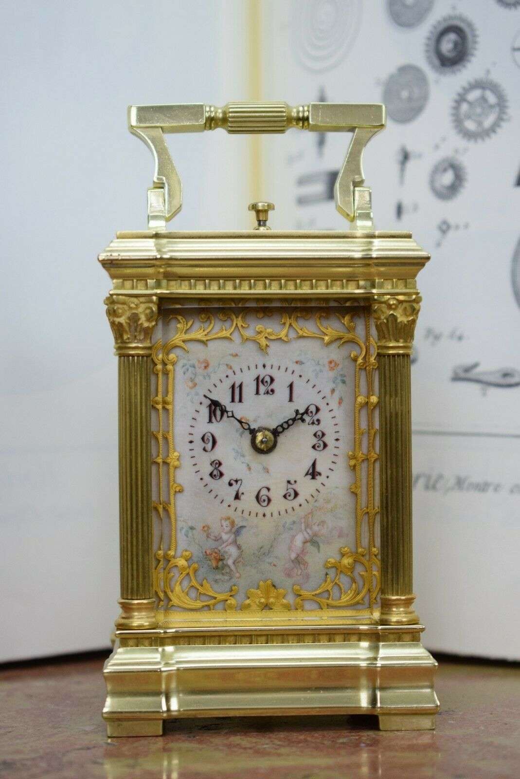 Sehr feine Reiseuhr mit Miniaturportraits sowie Zifferblatt auf Bein (Gesamtmasseanteil unter 10%), das Werk mit Repetition RESERVIERT – Detail