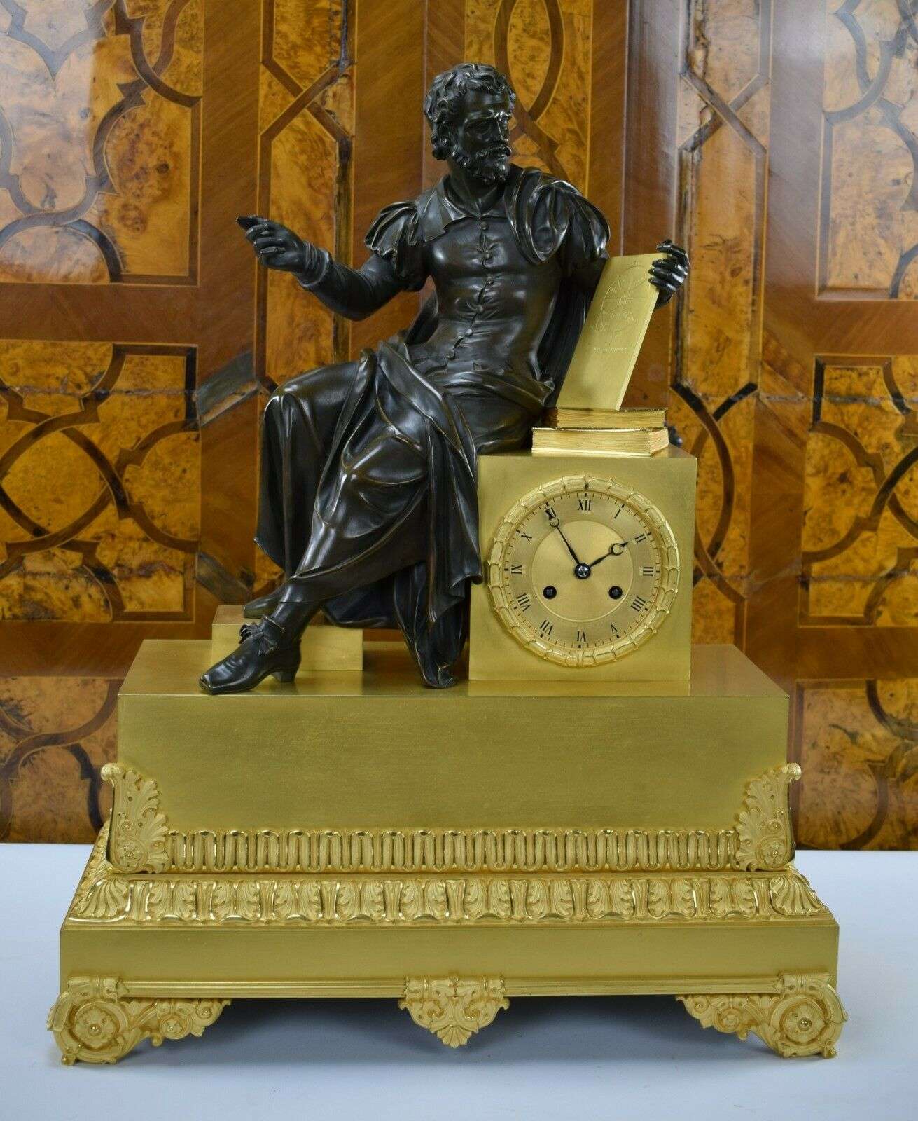 Große feuervergoldete Bronze Pendule Kaminuhr, Galileo G., Deniére Paris um 1825 – Vorderansicht