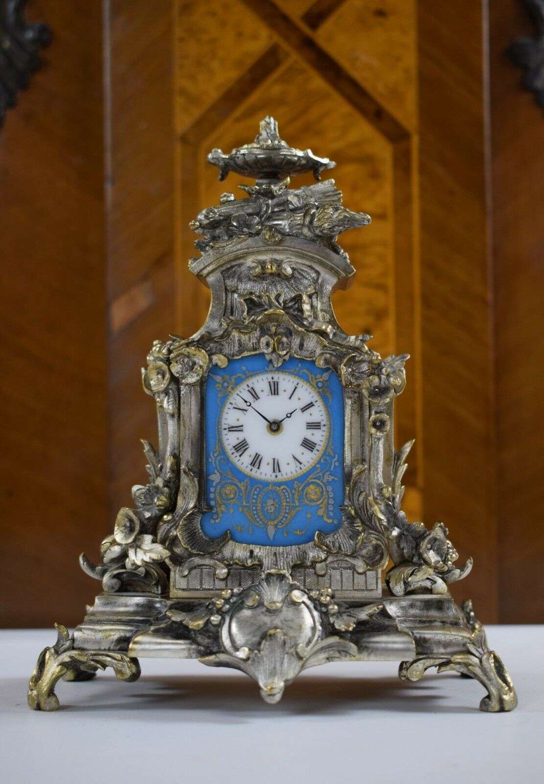 RESERVIERT !Miniatur Prunk- Pendule Kaminuhr Tischuhr E. Meunier um 1870 Louis XV – Vorderansicht