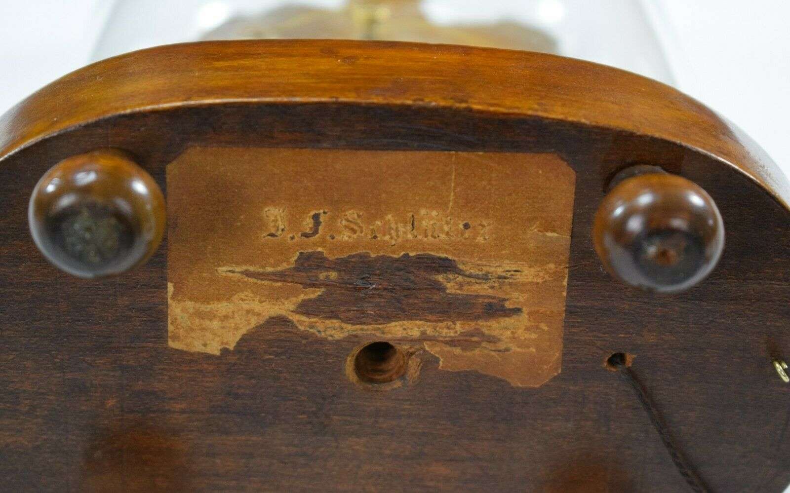 Doppelzappler mit seltener Hemmung u. Schlagwerk Wien um 1850 – Detail