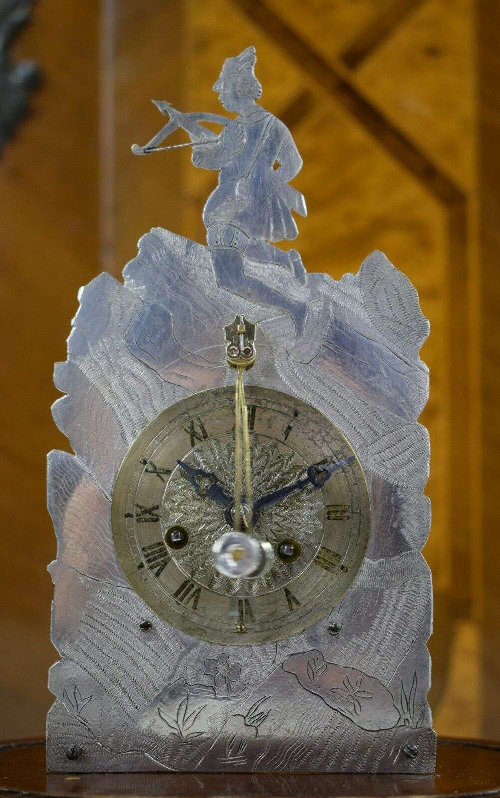 Doppelzappler mit seltener Hemmung u. Schlagwerk Wien um 1850 – Detail