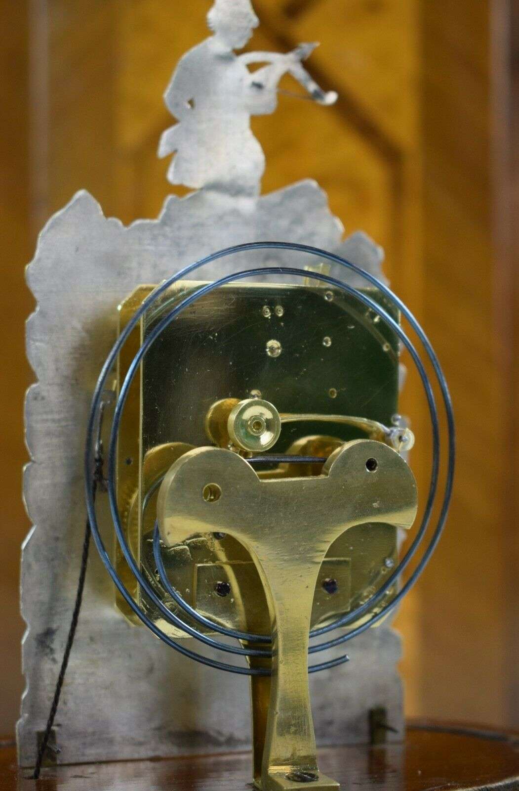 Doppelzappler mit seltener Hemmung u. Schlagwerk Wien um 1850 – Detail