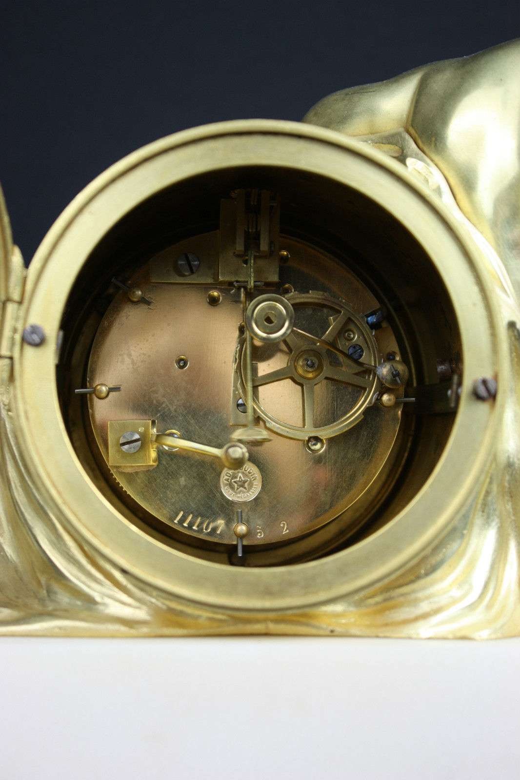 Feine Bronze Pendule mit Beistellern gemarkt Mougin Paris um 1890 Garnitur – Garnitur Uhrwerk