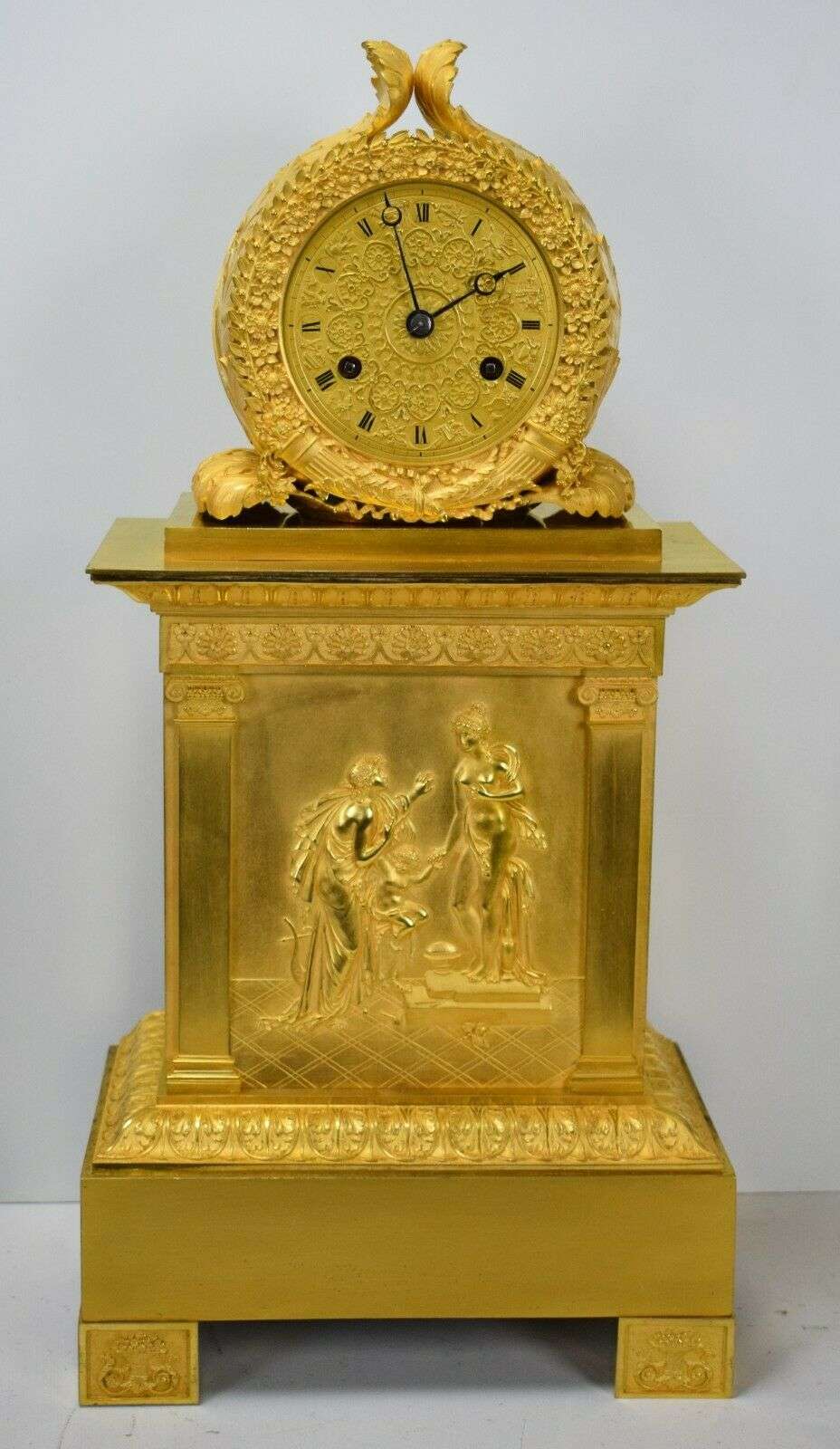 Empire Pendule Kaminuhr Tischuhr feuervergoldete Bronze Amor um 1815 Delaunay – Vorderansicht