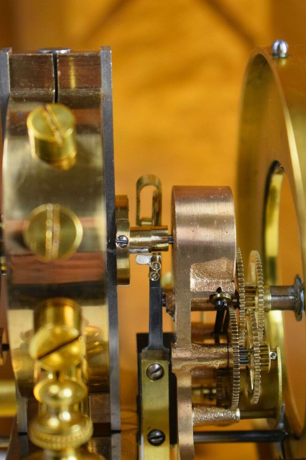 Seltene Eureka Clock elektrische Tischuhr Pendule Pat No. 14614.1906 Nr.3325 um 1910 – Detail