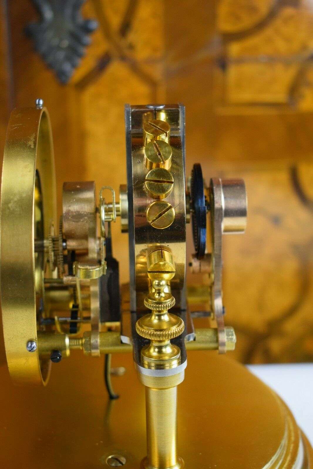 Seltene Eureka Clock elektrische Tischuhr Pendule Pat No. 14614.1906 Nr.3325 um 1910 – Detail