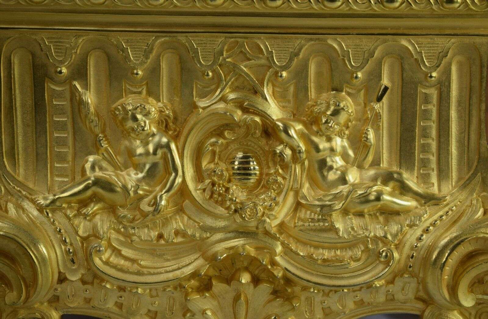Pendule Kaminuhr Tischuhr feuervergoldete Bronze Louis-Philippe um 1835 J.Freres – Detail