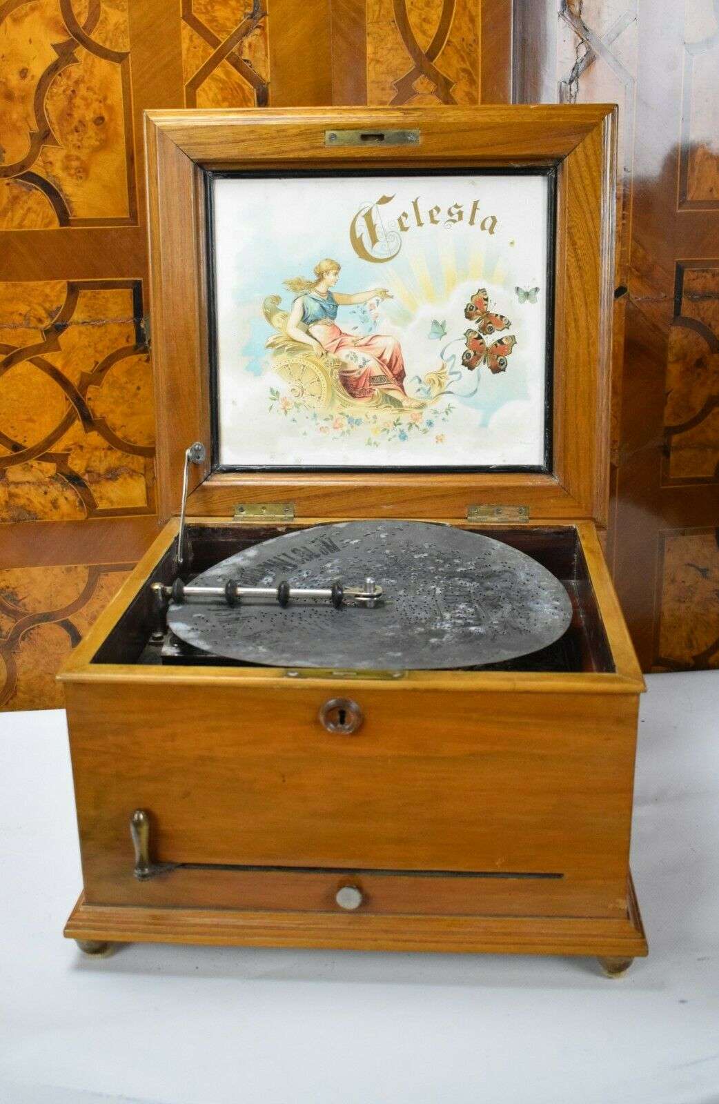 Polyphon Platten Spieluhr v. Celesta um 1890 m. 16 Platten 29cm disc music box – Vorderansicht