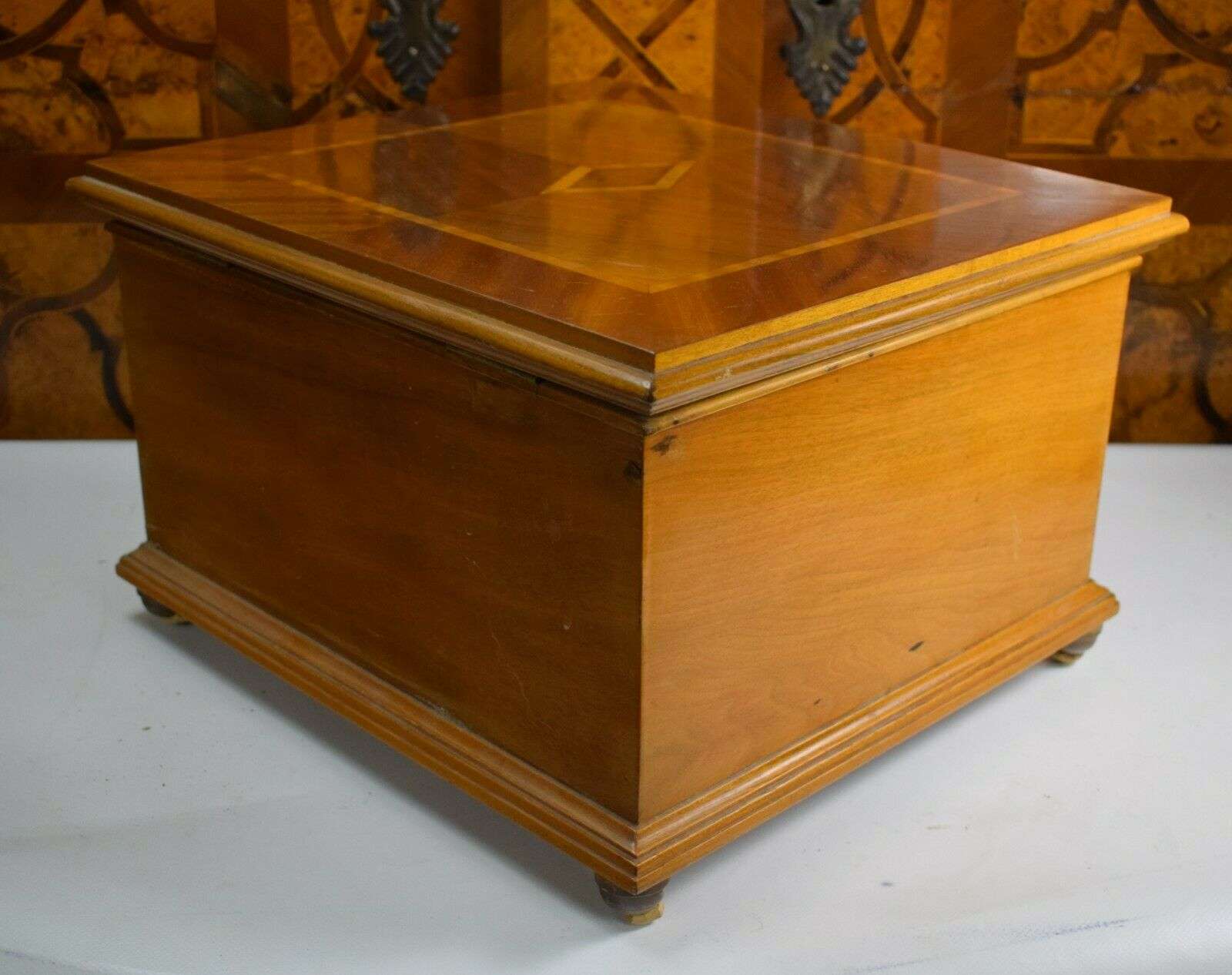 Polyphon Platten Spieluhr v. Celesta um 1890 m. 16 Platten 29cm disc music box – Detail