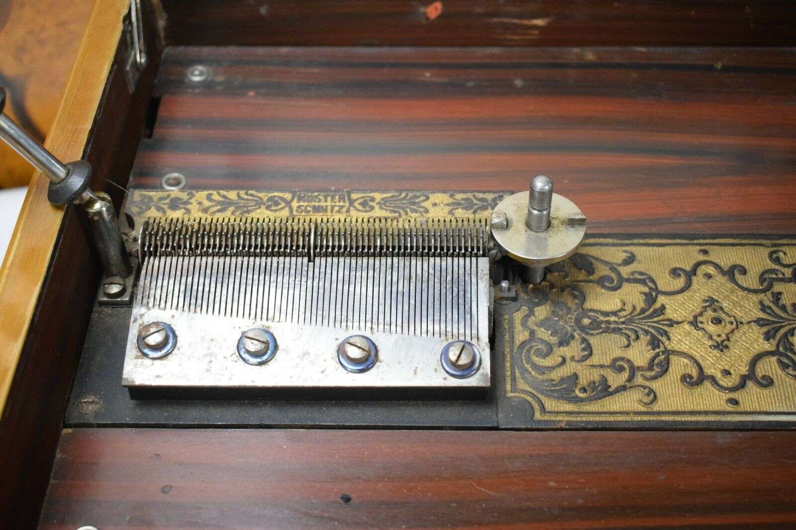 Polyphon Platten Spieluhr v. Celesta um 1890 m. 16 Platten 29cm disc music box – Detail