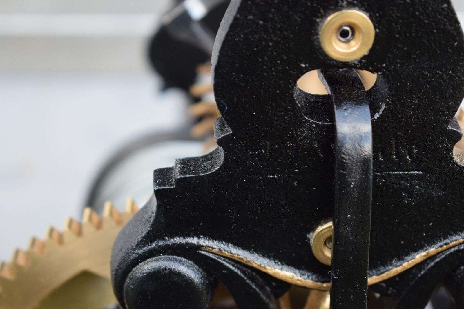 originale kleine Turmuhr Bahnhofsuhr von JF. Weule um 1895 – Detail