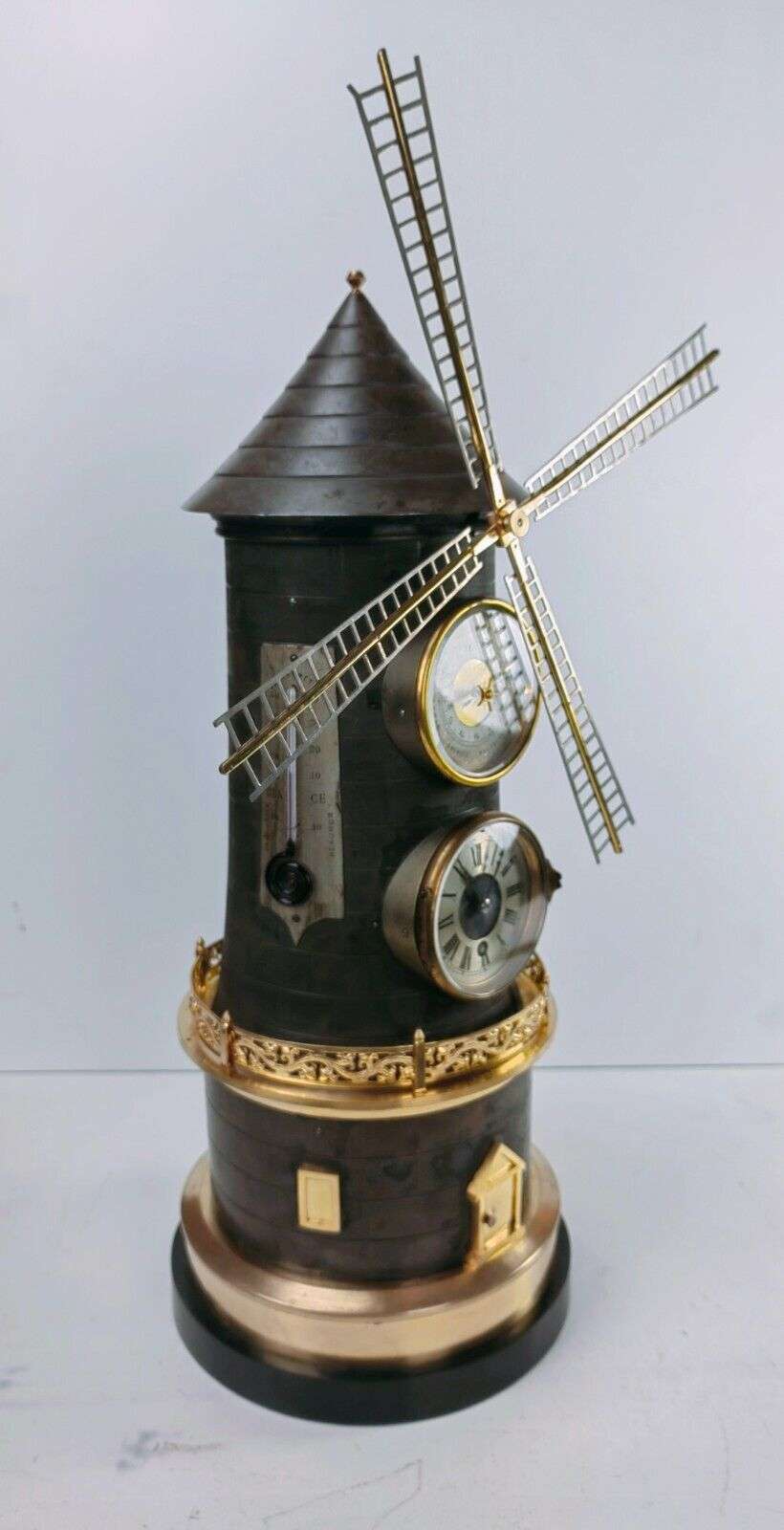 Seltene Tischuhr Kaminuhr mit Automat, Wetterstation André Guilmet um 1890 – Detail