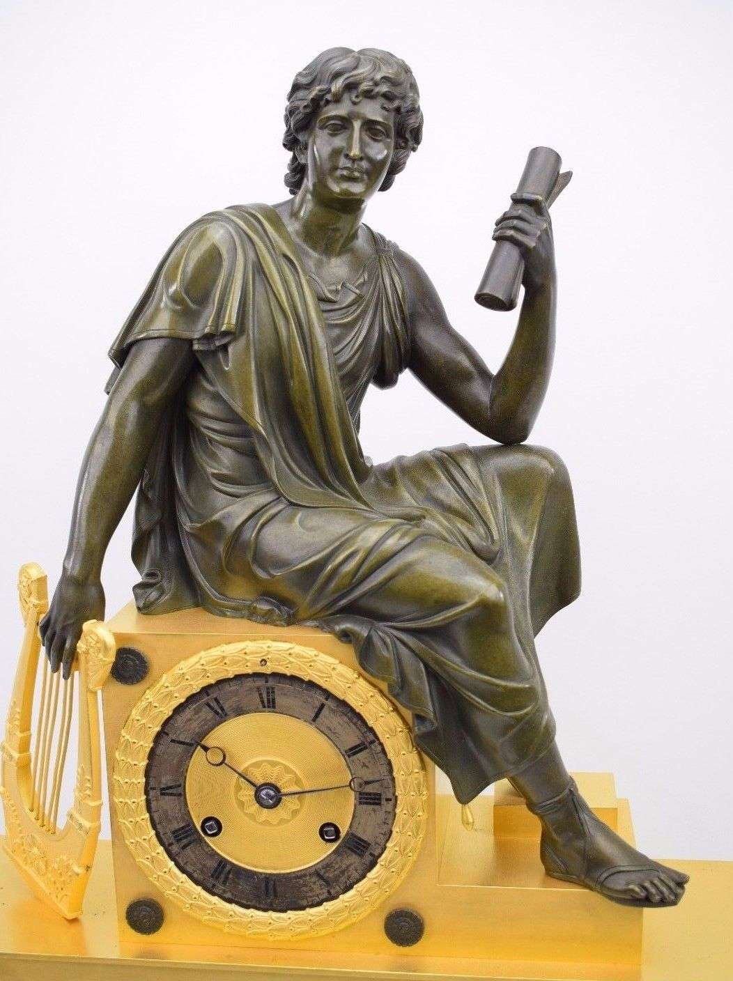 Bronze Pendule Apollon feuervergoldet Paris um 1820 – Apollon