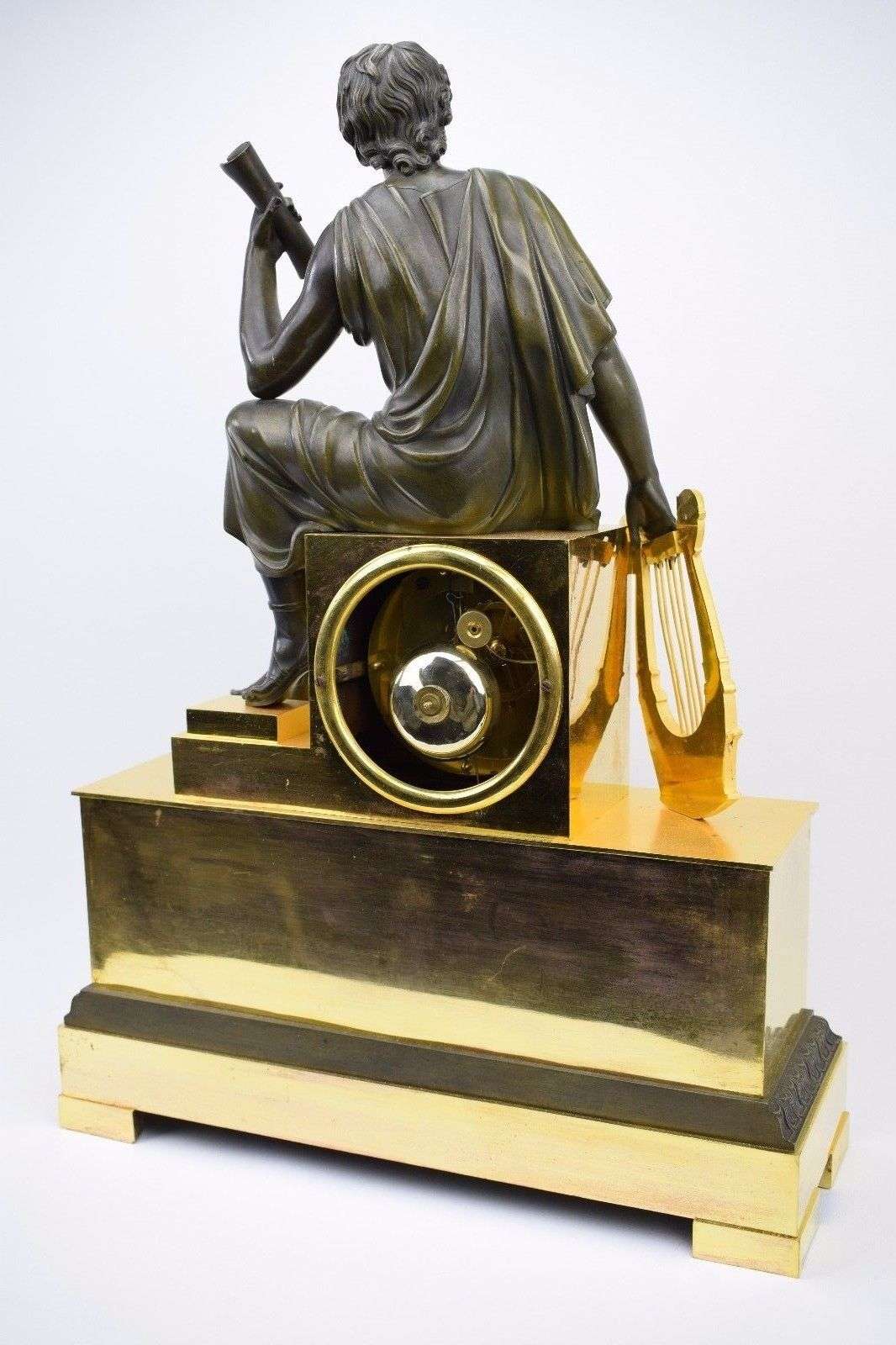 Bronze Pendule Apollon feuervergoldet Paris um 1820 – Rückseite