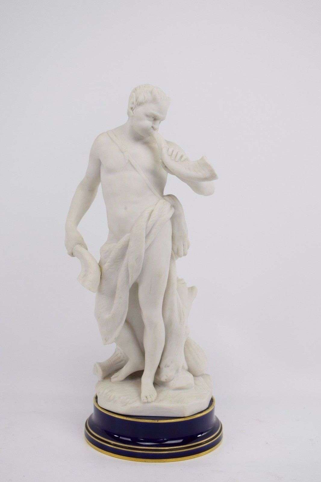 Satyr aus Biskuitporzellan von Sevres um 1900 – Vorderansicht