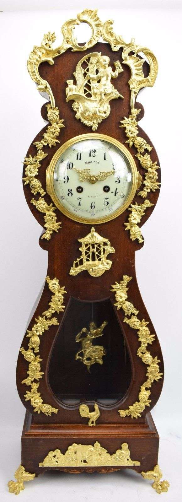 Große Pendule auf Wandkonsole mit zahlreichen Bronzebeschlägen um 1890 das Uhrwerk von Japy Freres ZB bezeichnet Martinot a Paris – Detail