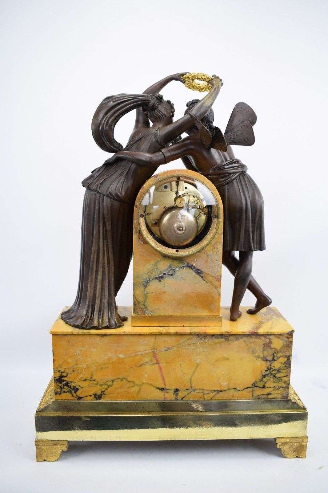 Große, Pariser Pendule Flora und Zephyr aus vergoldeter und brünierte Bronze Honoré Pons Paris um 1820 – Rückseite