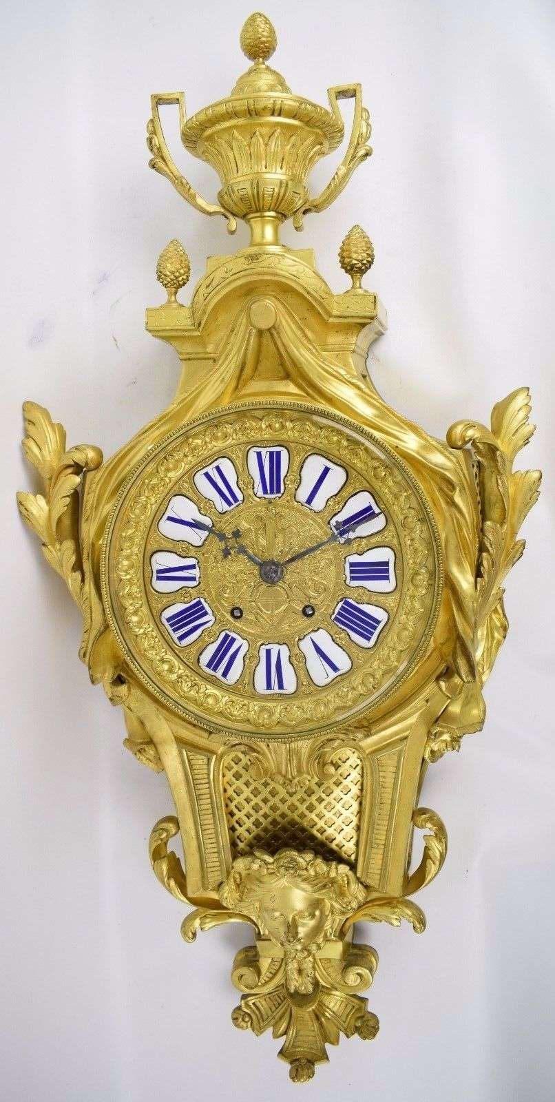 Gigantische Bronze Carteluhr Pendule Wanduhr Paris um 1877 91cm – Vorderansicht