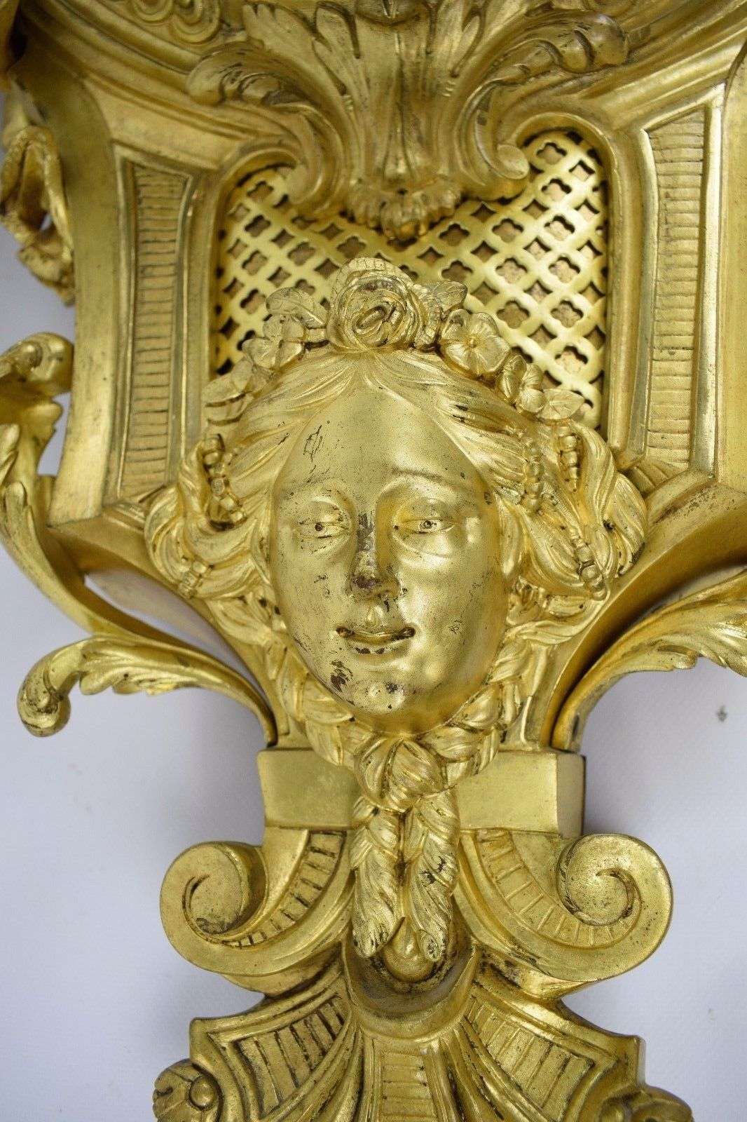 Gigantische Bronze Carteluhr Pendule Wanduhr Paris um 1877 91cm – Detail