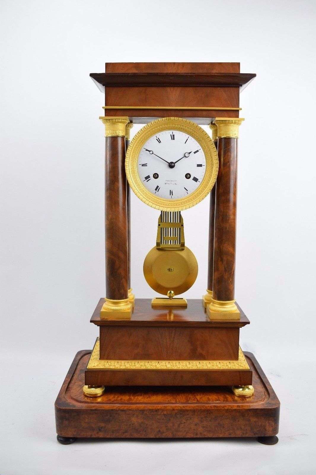 Sehr seltene Portaluhr Regulateur von Louis Perrelet Hger du Roi um 1823 – Detail