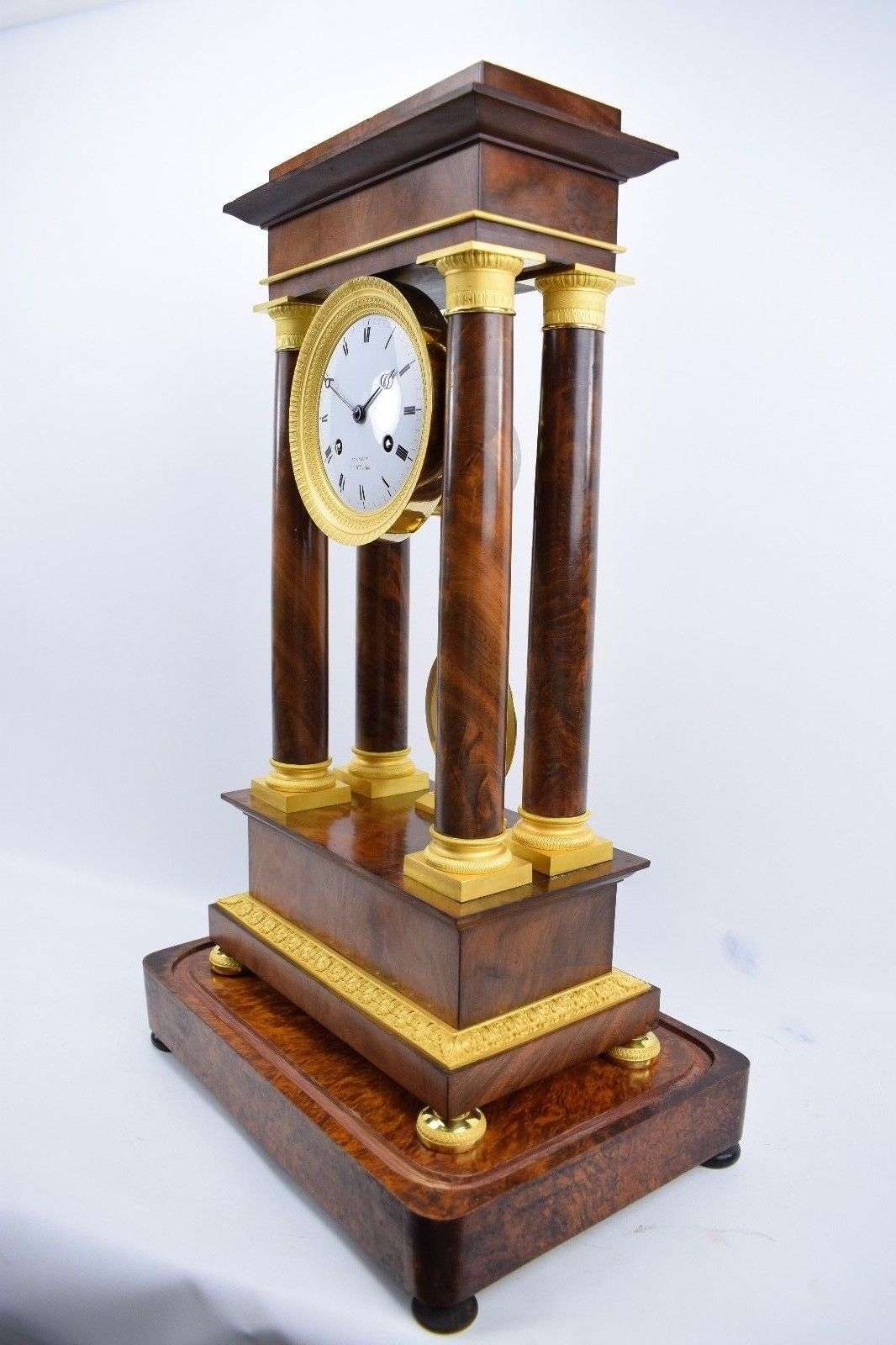 Sehr seltene Portaluhr Regulateur von Louis Perrelet Hger du Roi um 1823 – Detail