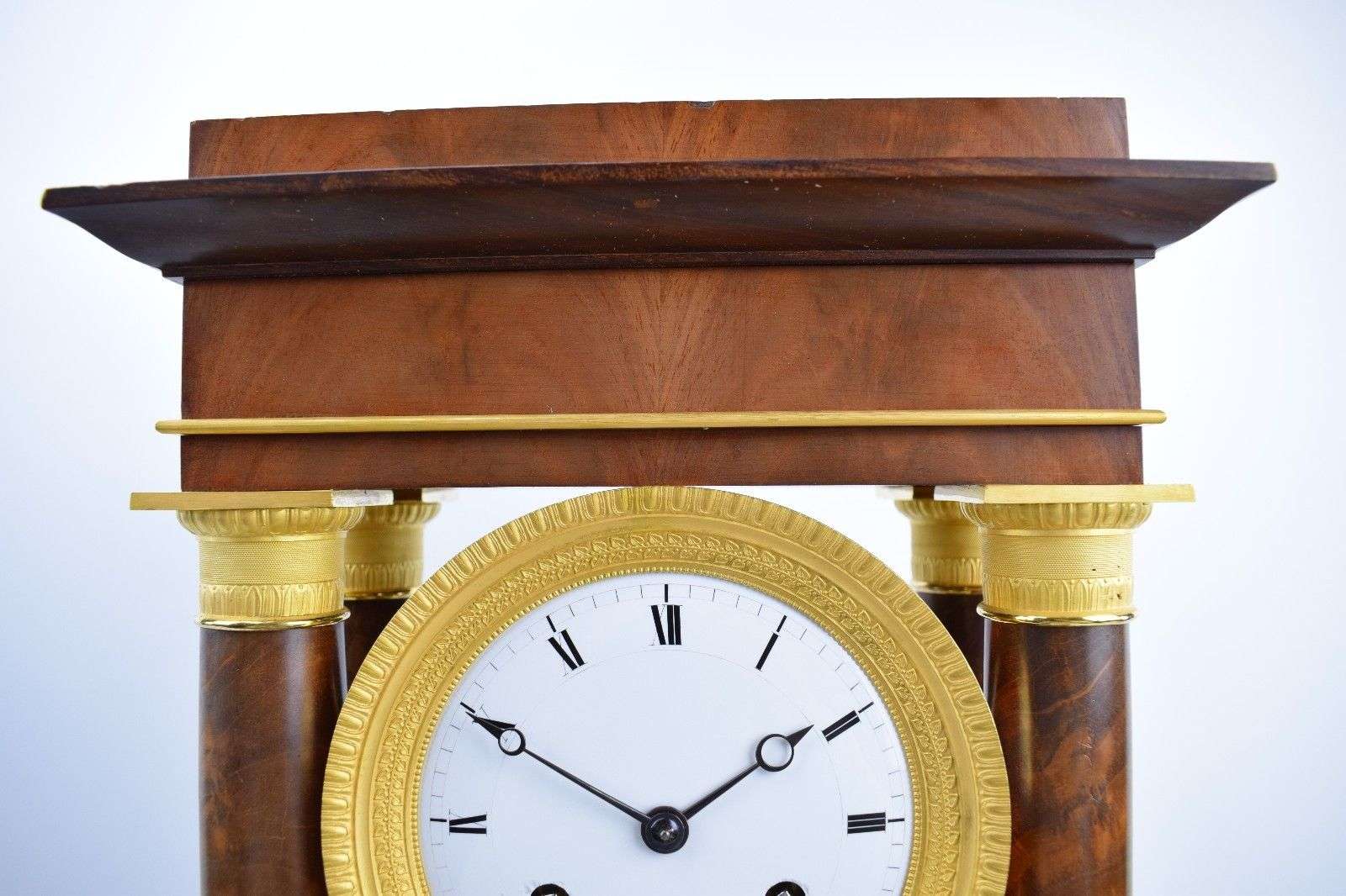 Sehr seltene Portaluhr Regulateur von Louis Perrelet Hger du Roi um 1823 – Detail