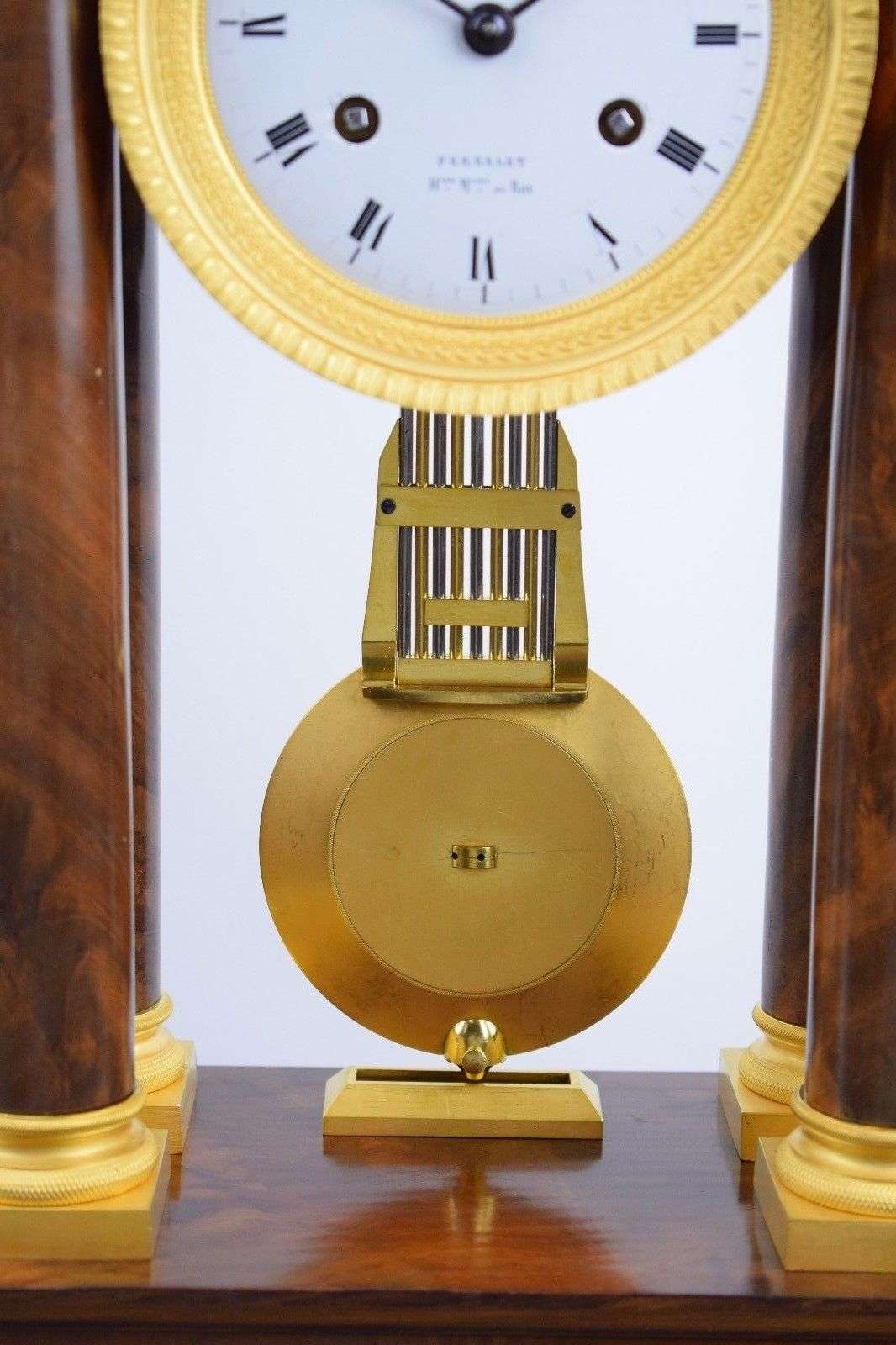 Sehr seltene Portaluhr Regulateur von Louis Perrelet Hger du Roi um 1823 – Detail
