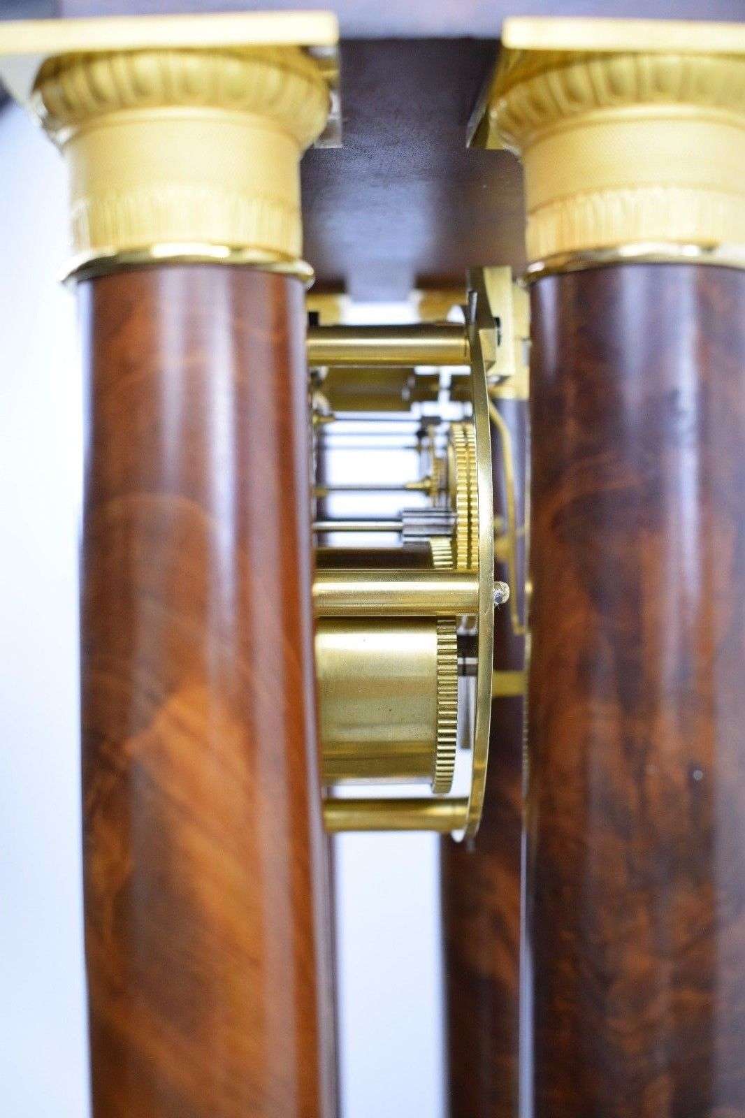 Sehr seltene Portaluhr Regulateur von Louis Perrelet Hger du Roi um 1823 – Detail